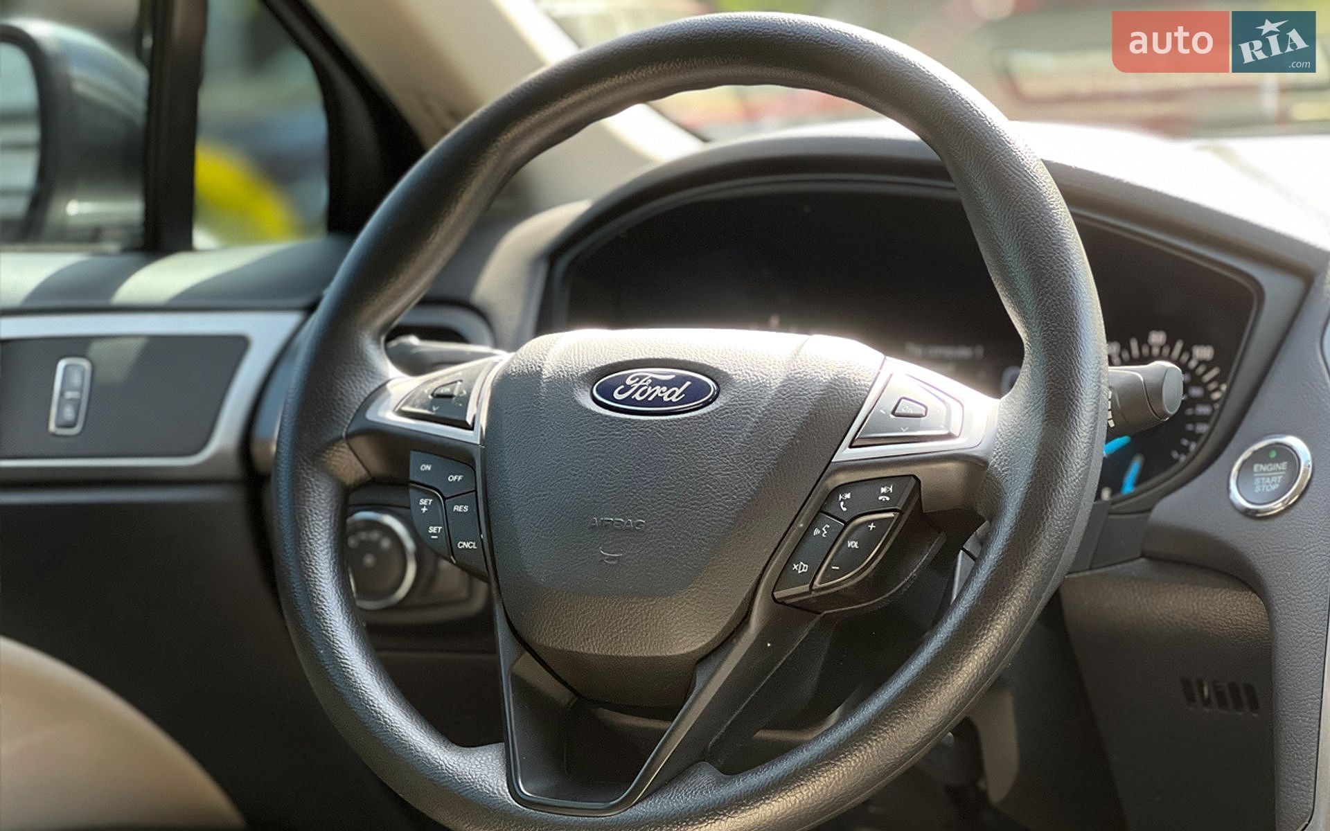 Ford Fusion 2020 VIN 3FA6P0G71LR197358 фото оголошення 19 з 24