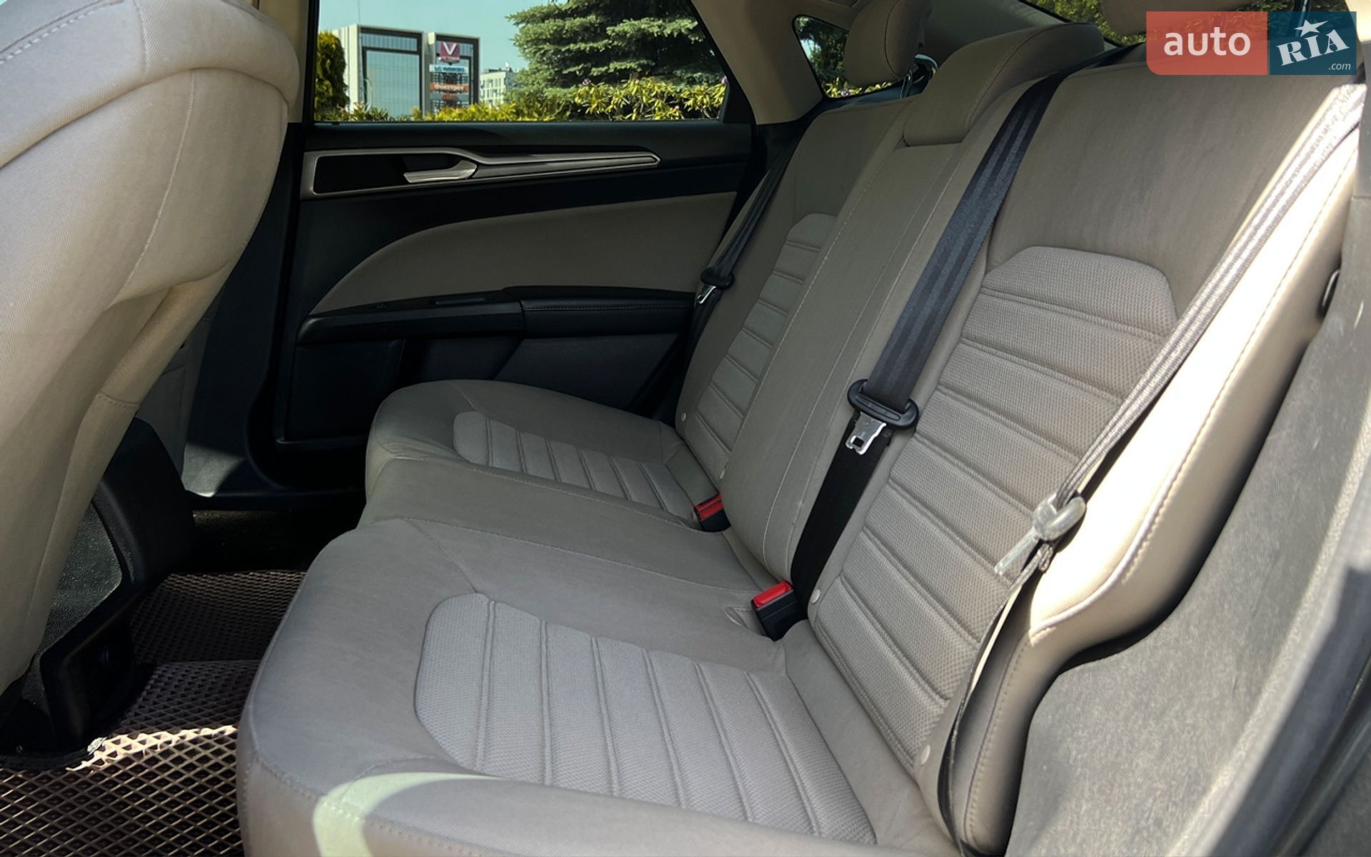 Ford Fusion 2020 VIN 3FA6P0G71LR197358 фото оголошення 23 з 24