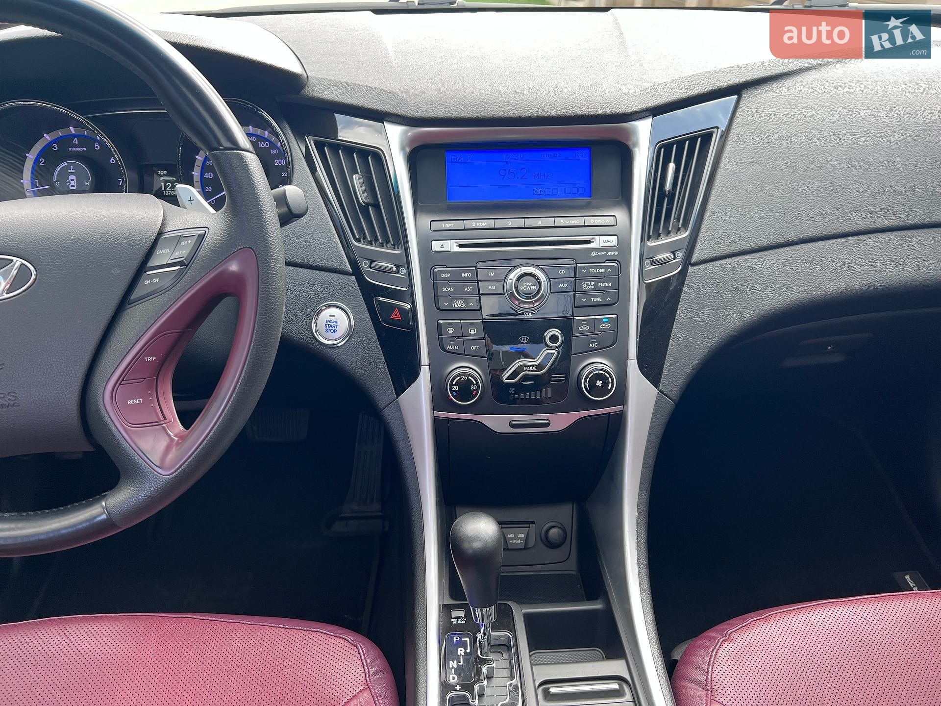 Hyundai Sonata 2011 VIN KMHEC41CBBA273191 фото оголошення 41 з 62