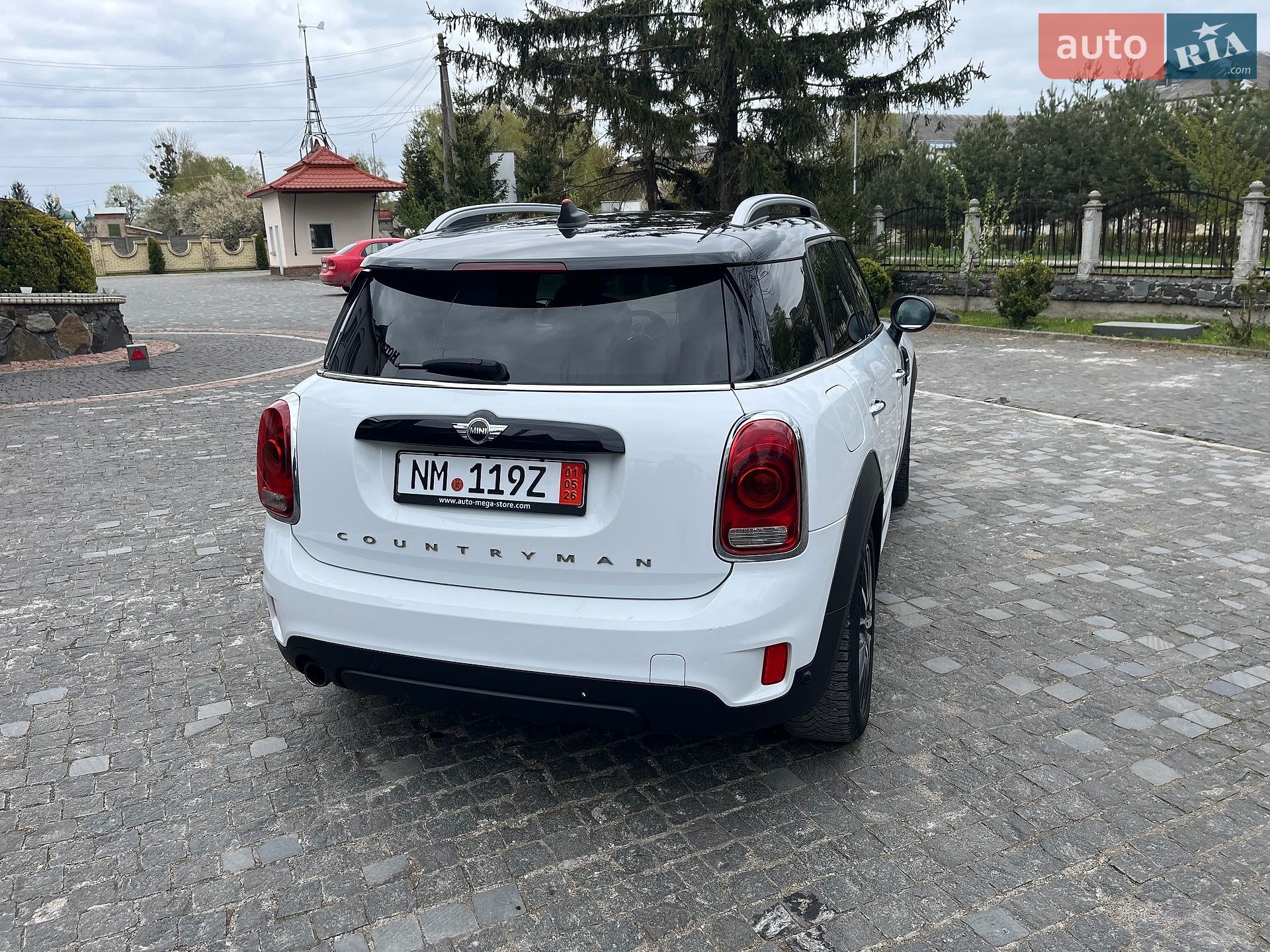 MINI Countryman 2017 VIN WMWYT910X03D77107 фото оголошення 22 з 84