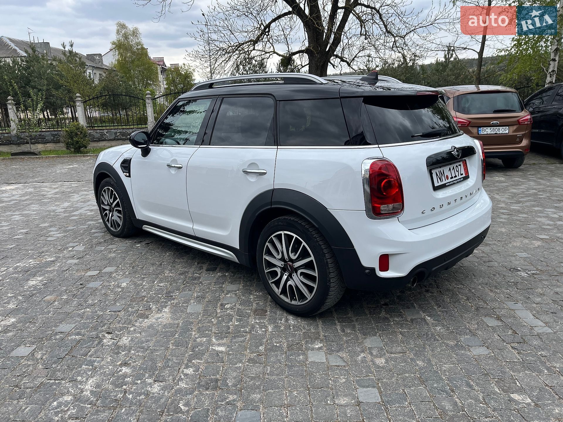 MINI Countryman 2017 VIN WMWYT910X03D77107 фото оголошення 23 з 84