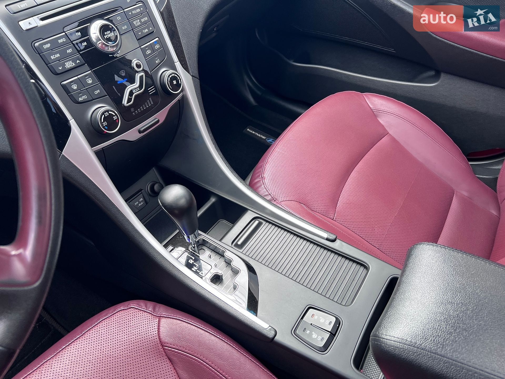 Hyundai Sonata 2011 VIN KMHEC41CBBA273191 фото оголошення 46 з 62