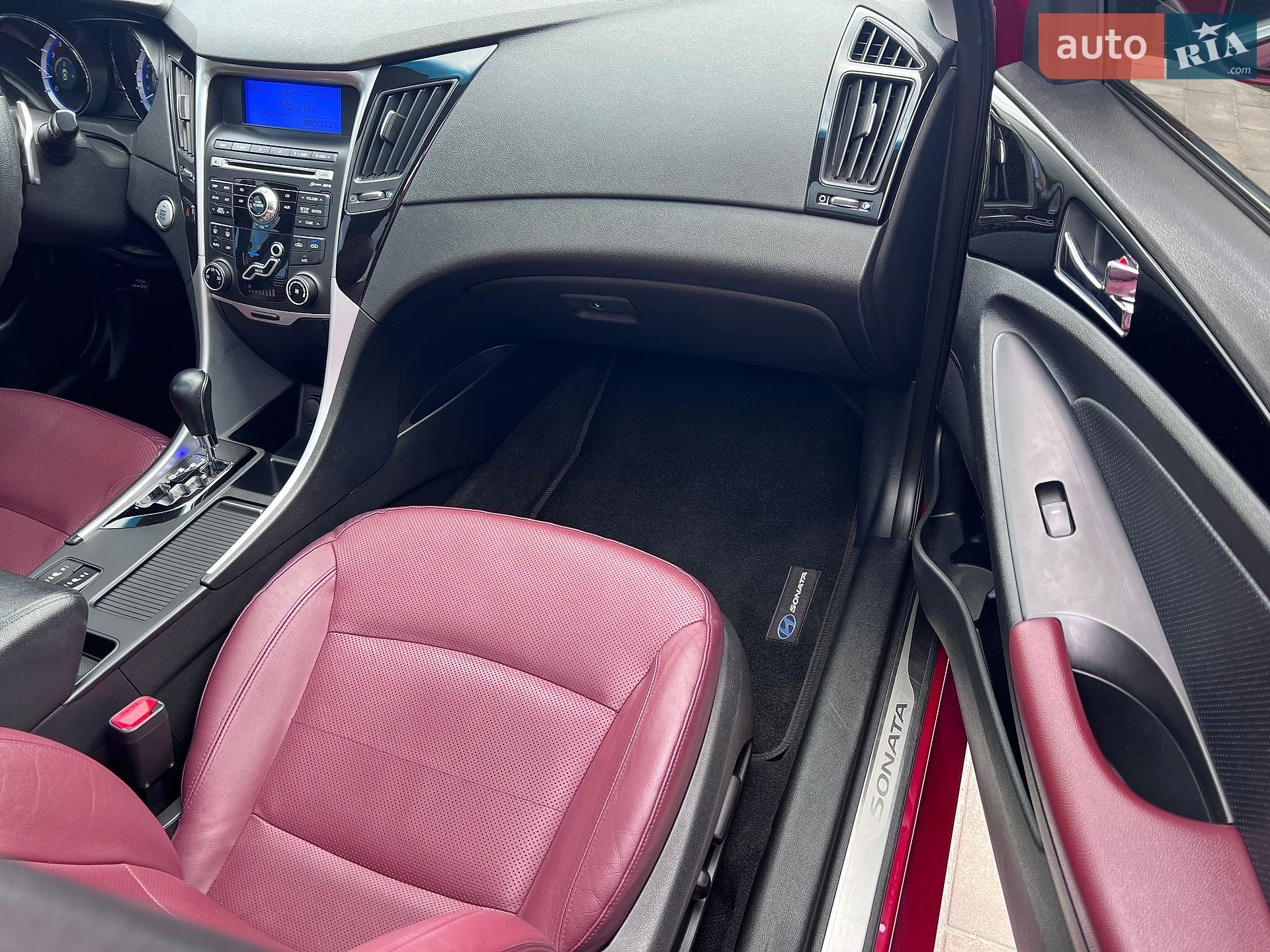 Hyundai Sonata 2011 VIN KMHEC41CBBA273191 фото оголошення 59 з 62