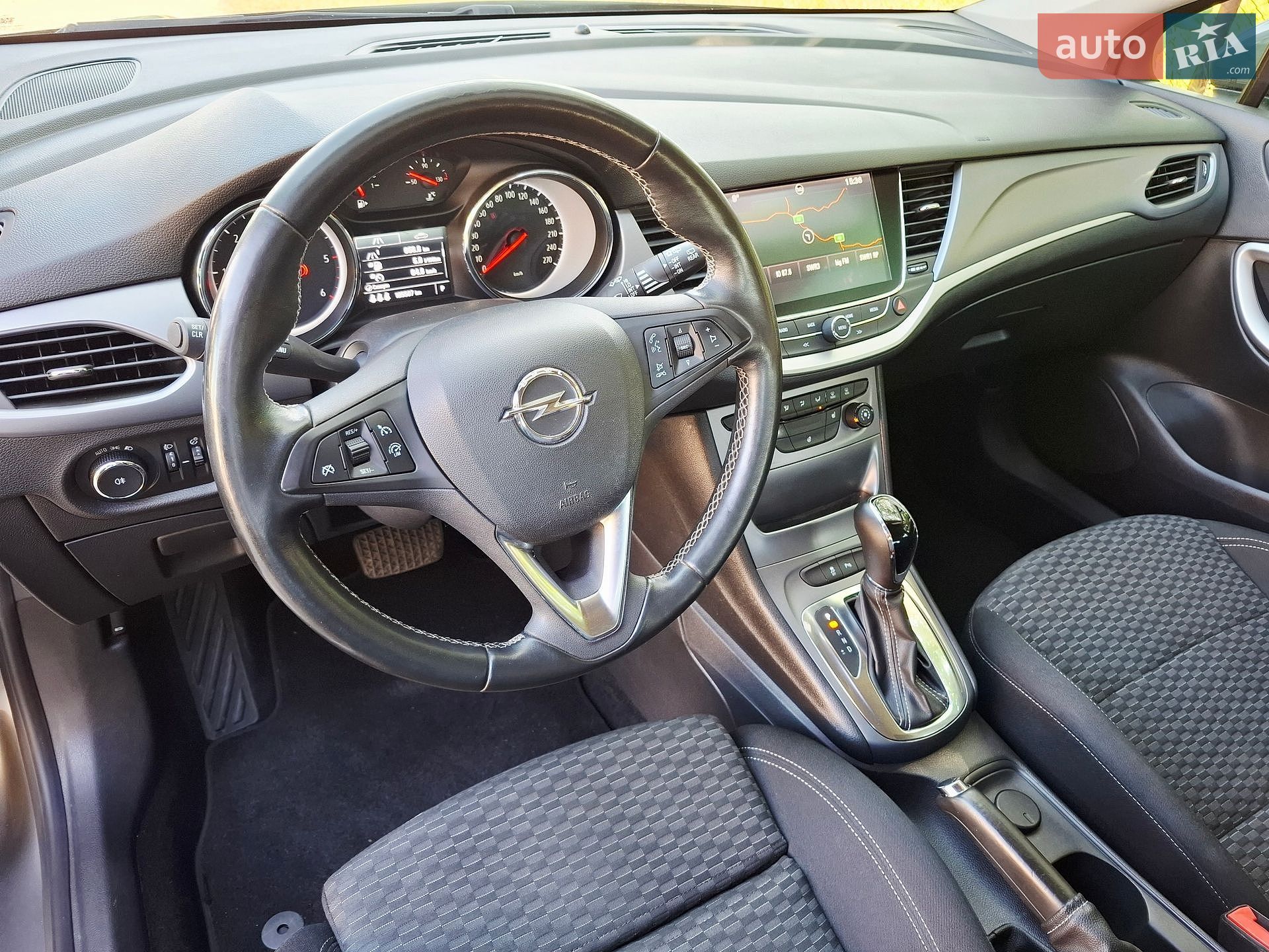 Opel Astra 2018 VIN W0VBD8EG6J8019484 фото оголошення 34 з 68