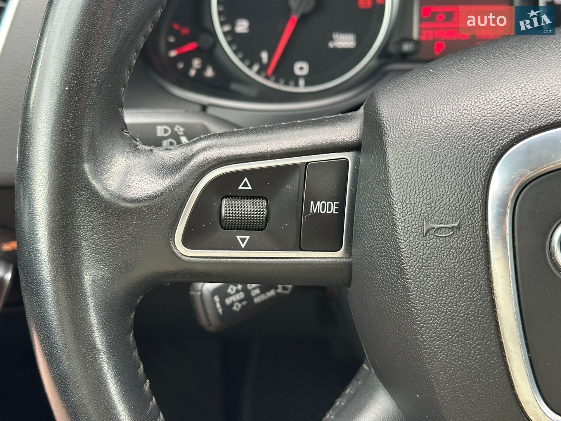 Audi Q5 2010 VIN WA1LKAFP5AA088406 фото оголошення 34 з 42