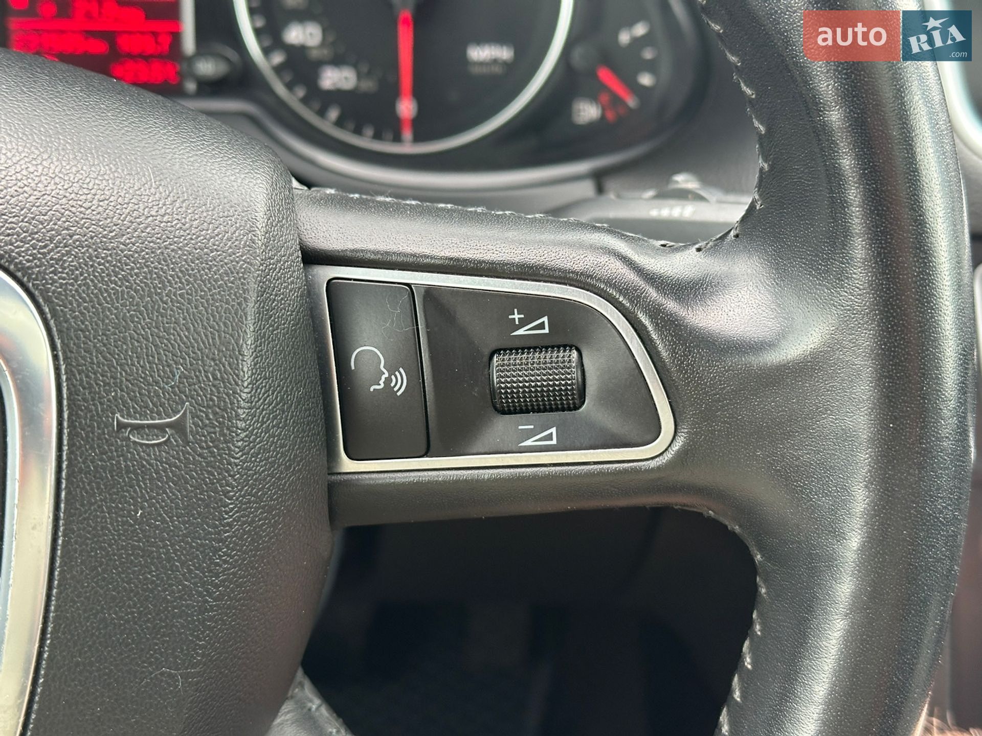 Audi Q5 2010 VIN WA1LKAFP5AA088406 фото оголошення 35 з 42