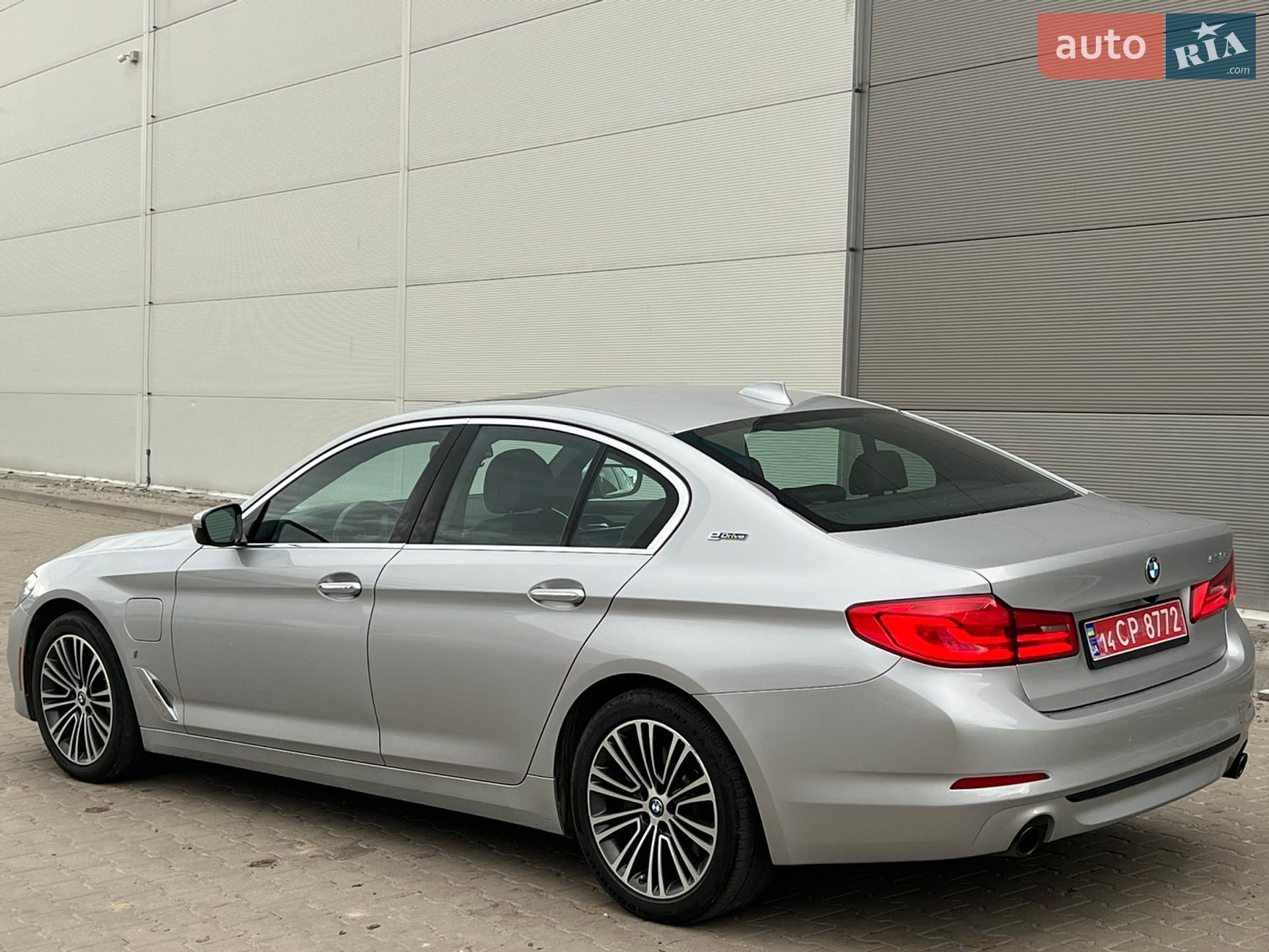 BMW 5 Series 2018 VIN WBAJA9C53JB251711 фото оголошення 5 з 23