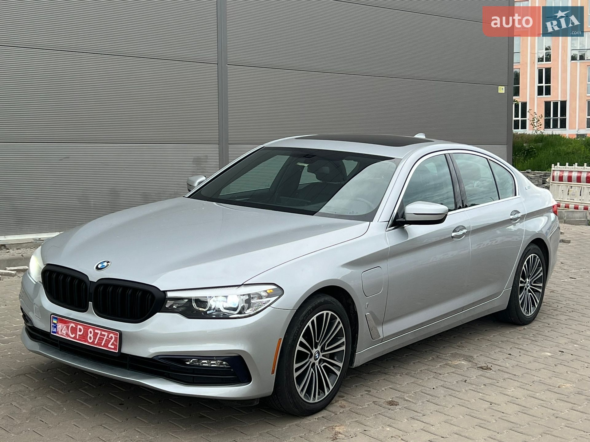 BMW 5 Series 2018 VIN WBAJA9C53JB251711 фото оголошення 11 з 23