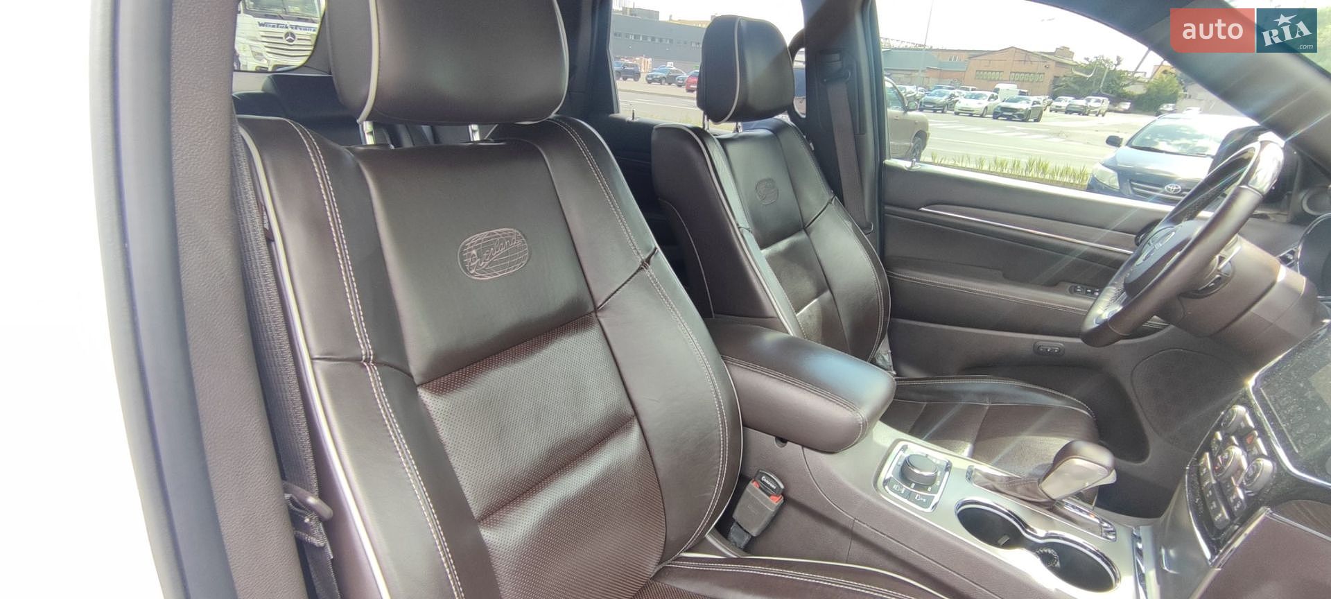 Jeep Grand Cherokee 2019 VIN 1C4RJFCM6KC837200 фото оголошення 5 з 25