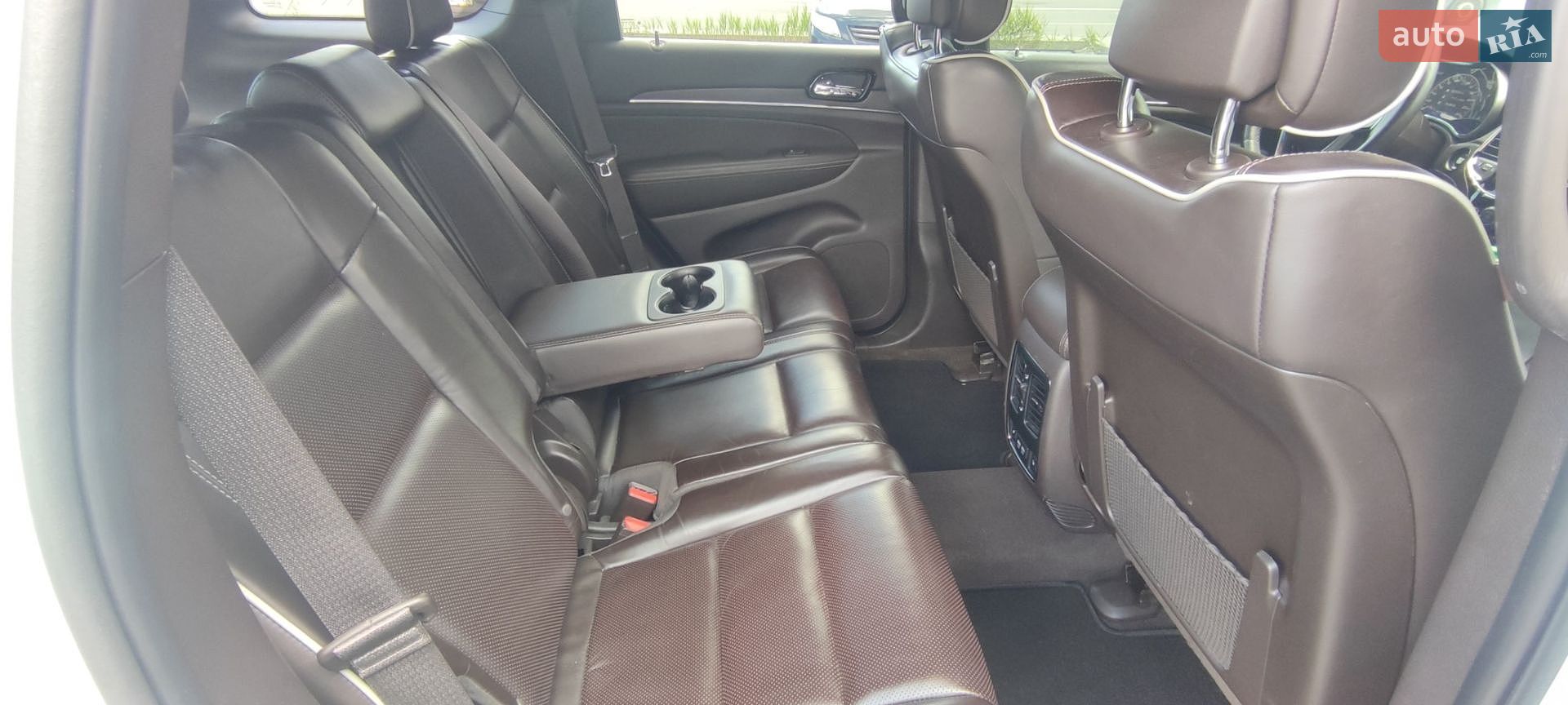 Jeep Grand Cherokee 2019 VIN 1C4RJFCM6KC837200 фото оголошення 11 з 25