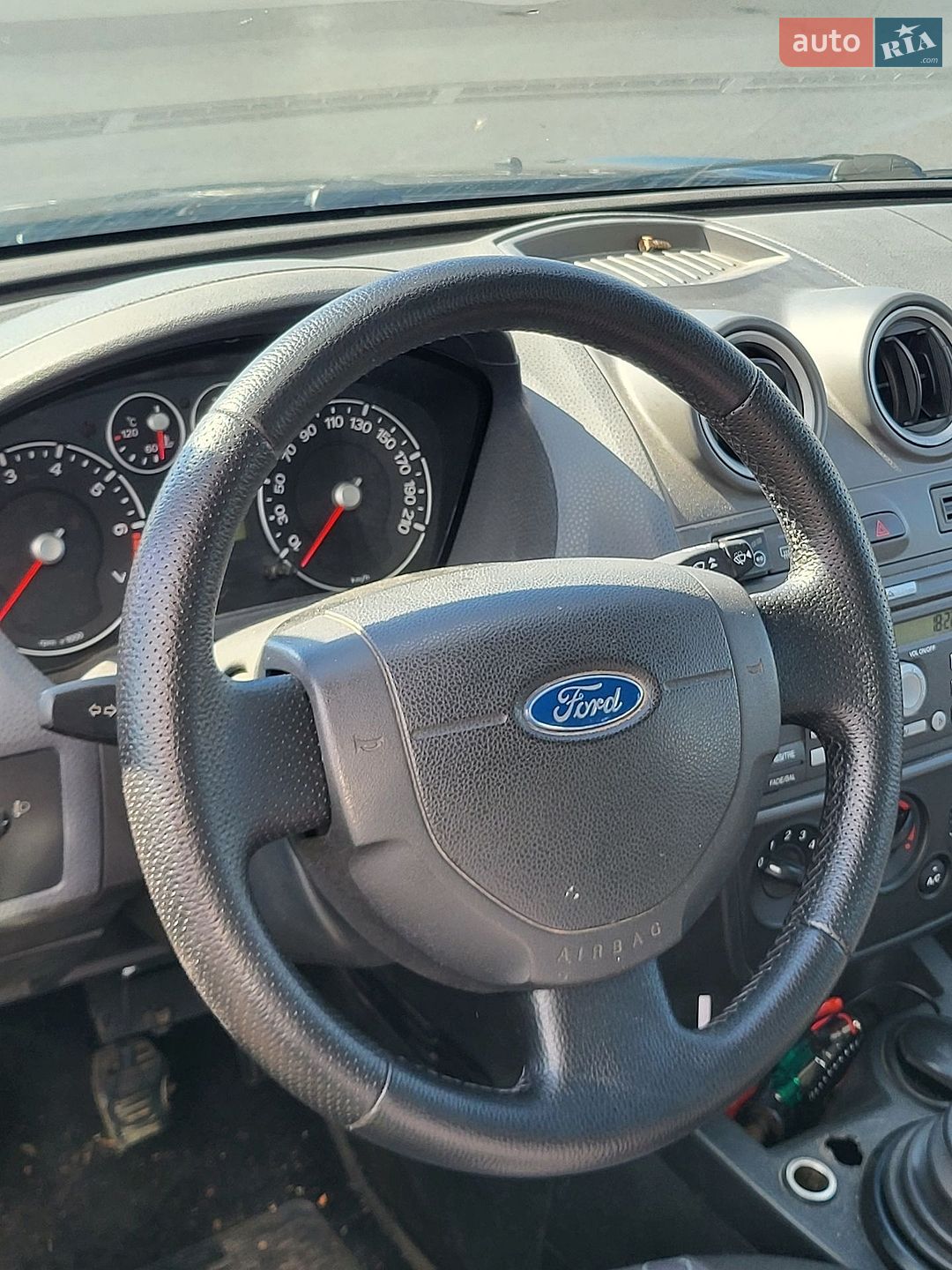 Ford Fiesta 2008 VIN WF0HXXWPJH8L70053 фото оголошення 2 з 7