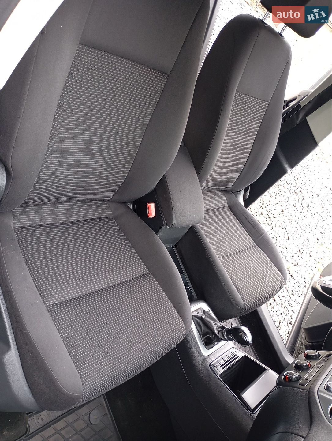 Volkswagen Tiguan 2015 VIN WVGBV7AX0FW575697 фото оголошення 26 з 30