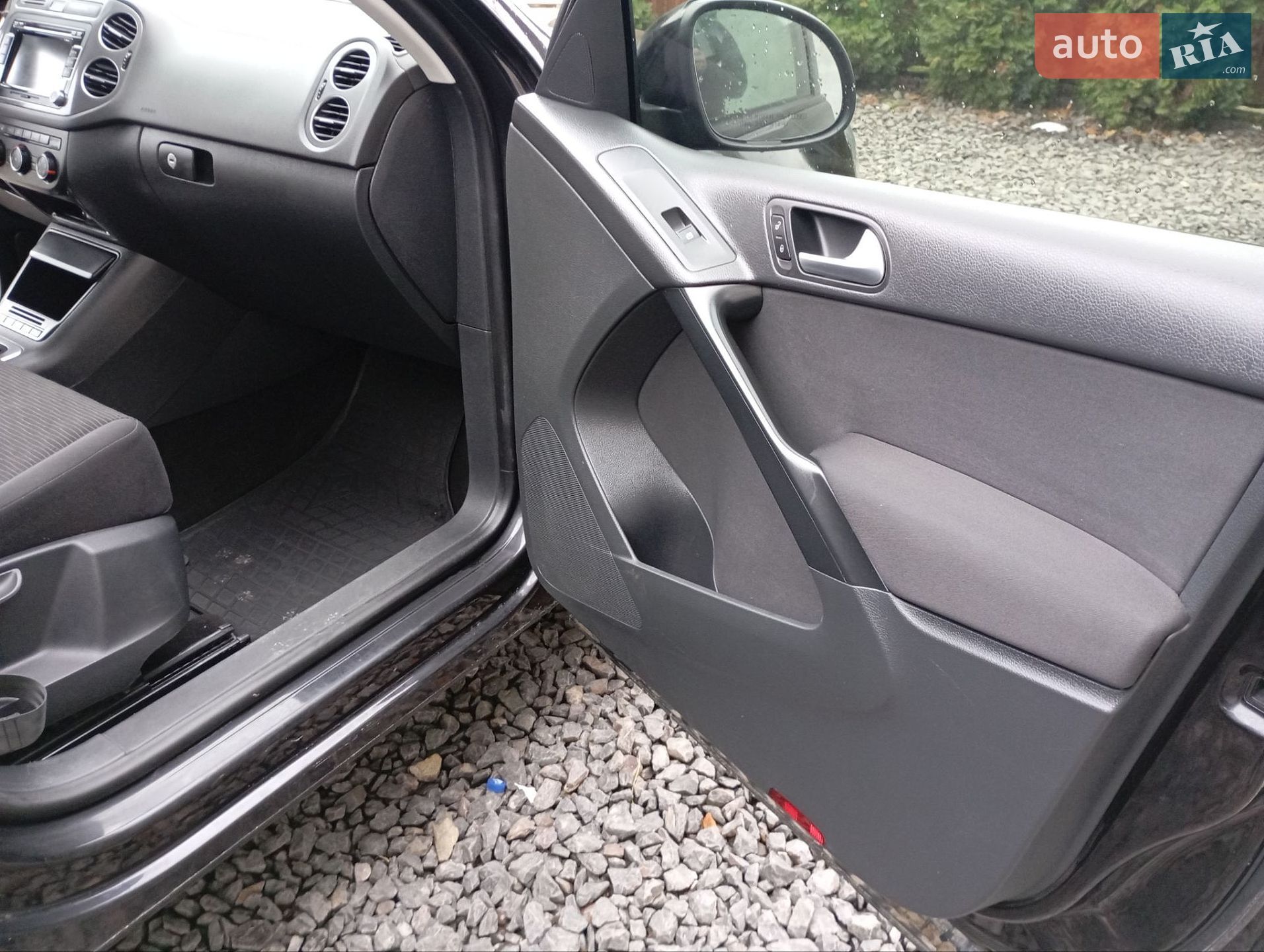 Volkswagen Tiguan 2015 VIN WVGBV7AX0FW575697 фото оголошення 27 з 30