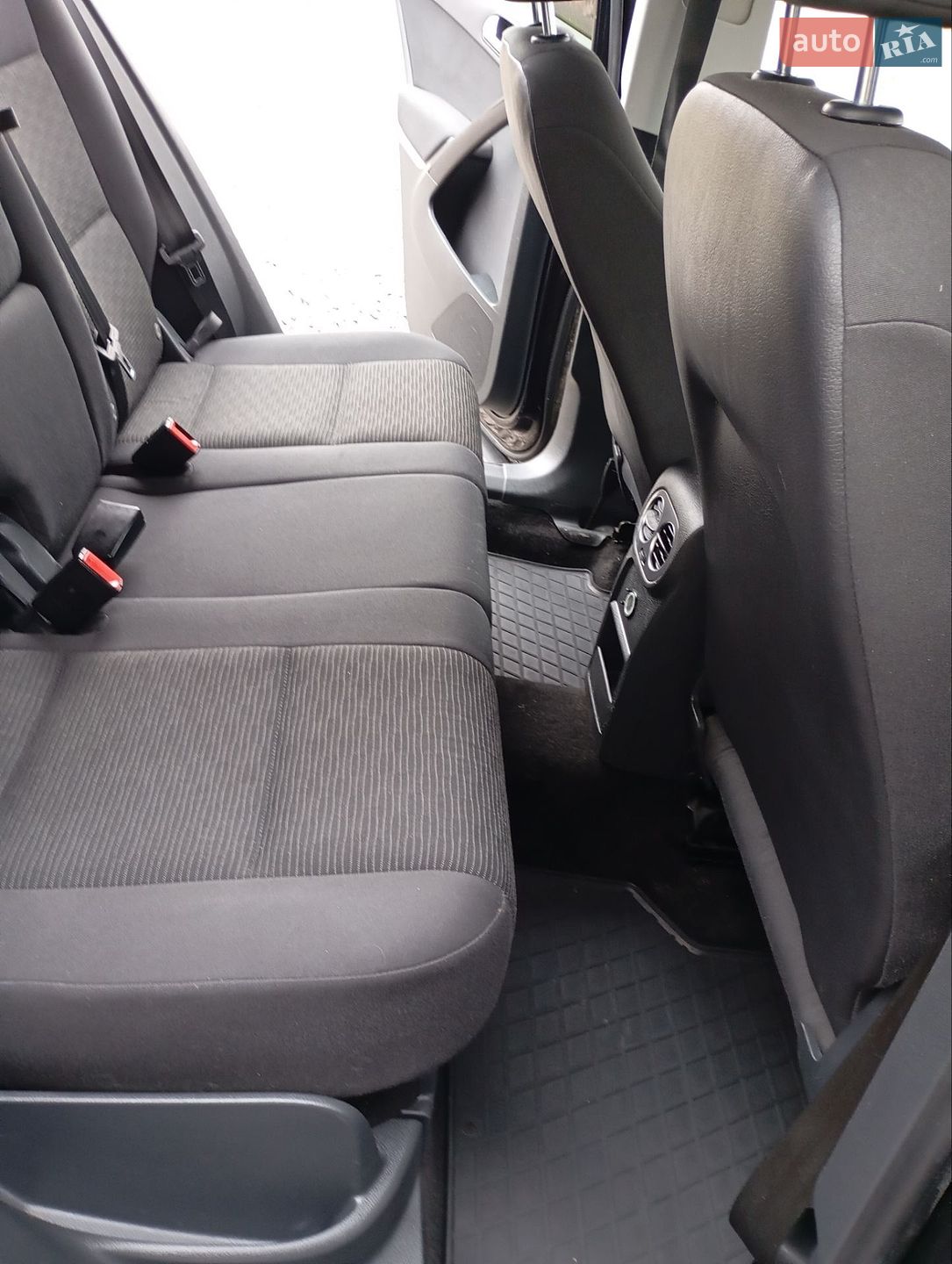 Volkswagen Tiguan 2015 VIN WVGBV7AX0FW575697 фото оголошення 29 з 30