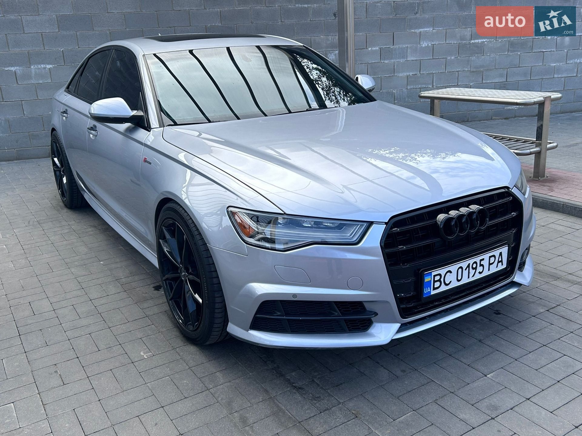 Audi A6 2017 VIN WAUF2AFCXHN128575 фото оголошення 4 з 13