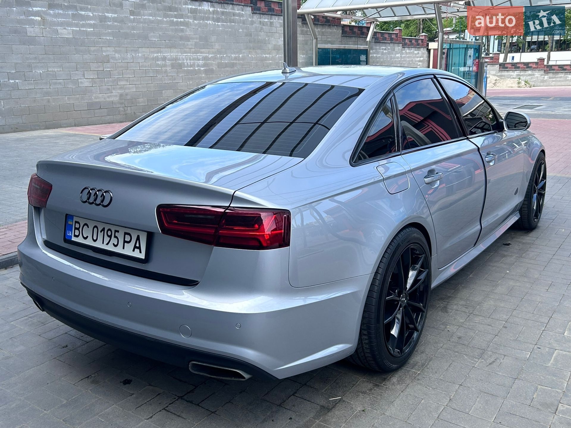 Audi A6 2017 VIN WAUF2AFCXHN128575 фото оголошення 6 з 13