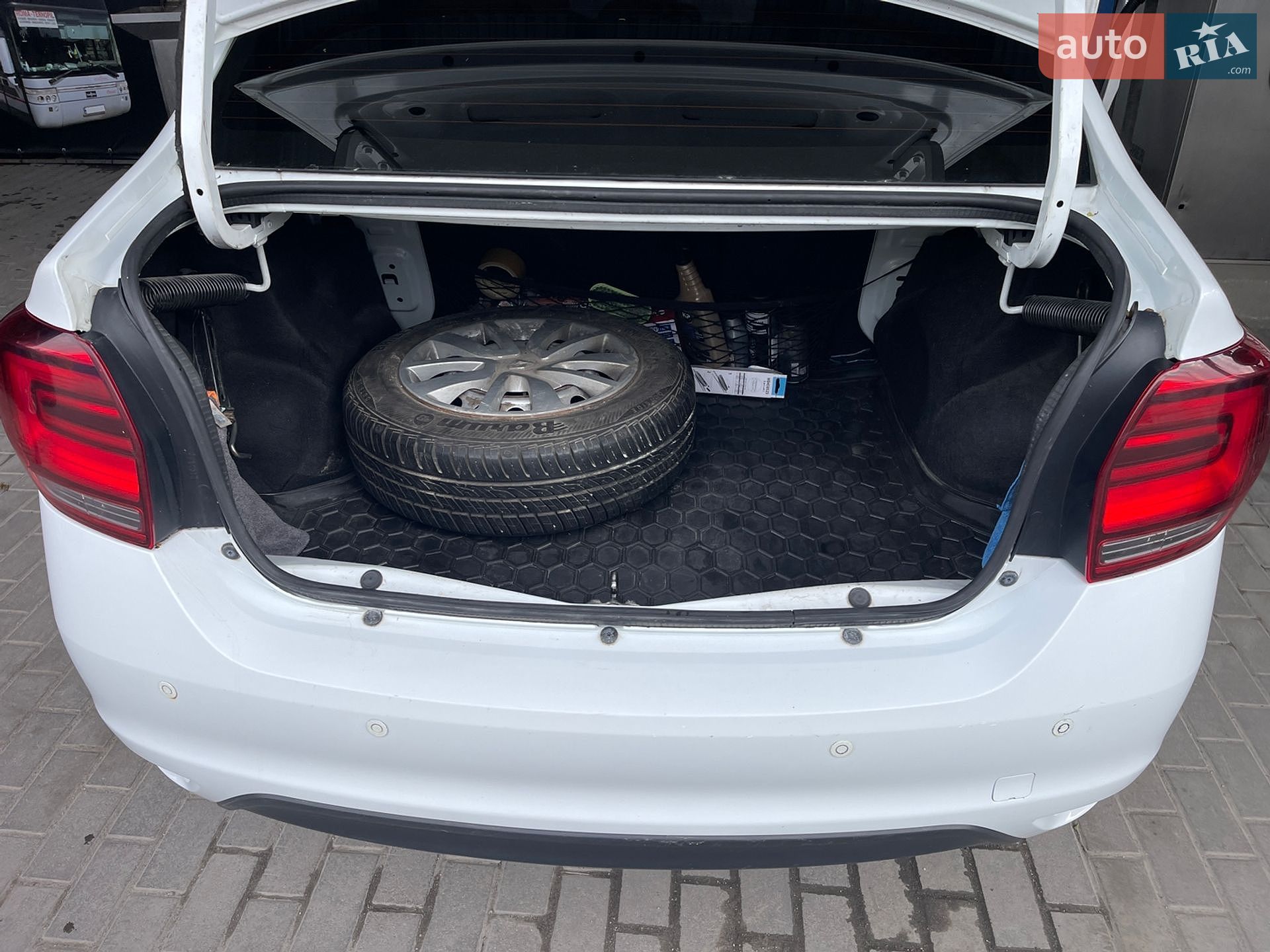 Renault Logan 2019 VIN VF1L5220164175736 фото оголошення 15 з 15