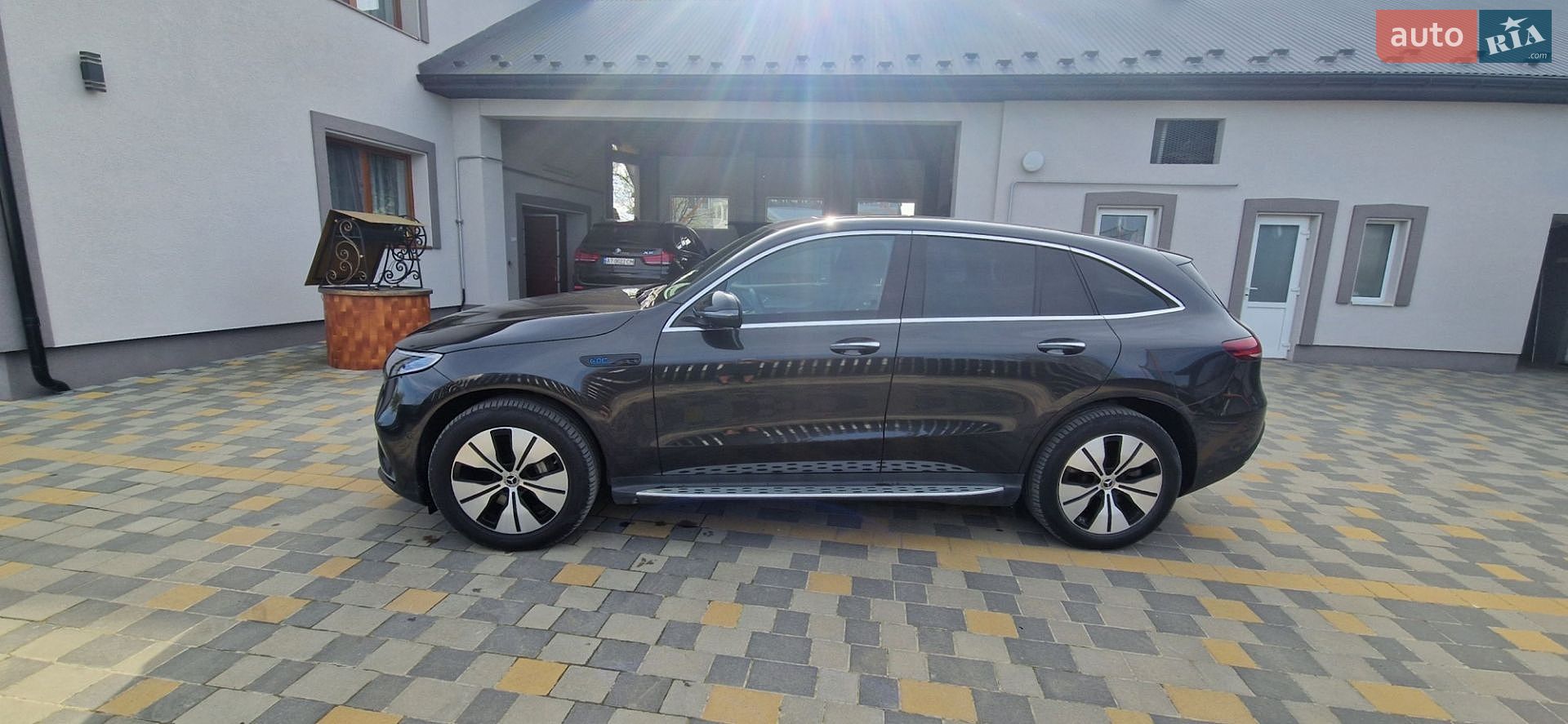 Mercedes-Benz EQC 2022 VIN W1K8P9AB8PF047292 фото оголошення 5 з 15
