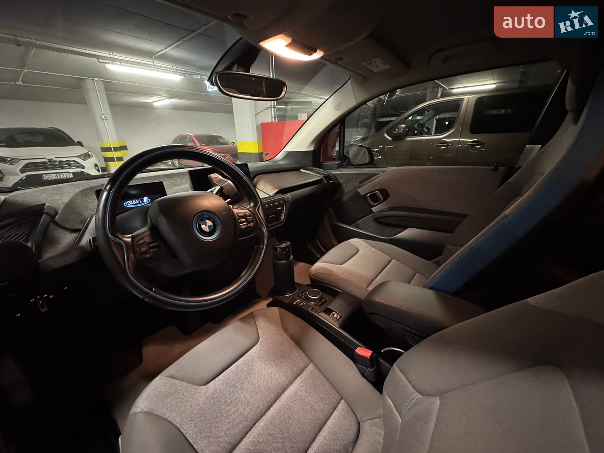 BMW i3S 2018 VIN WBY8P61020VD33336 фото оголошення 13 з 24