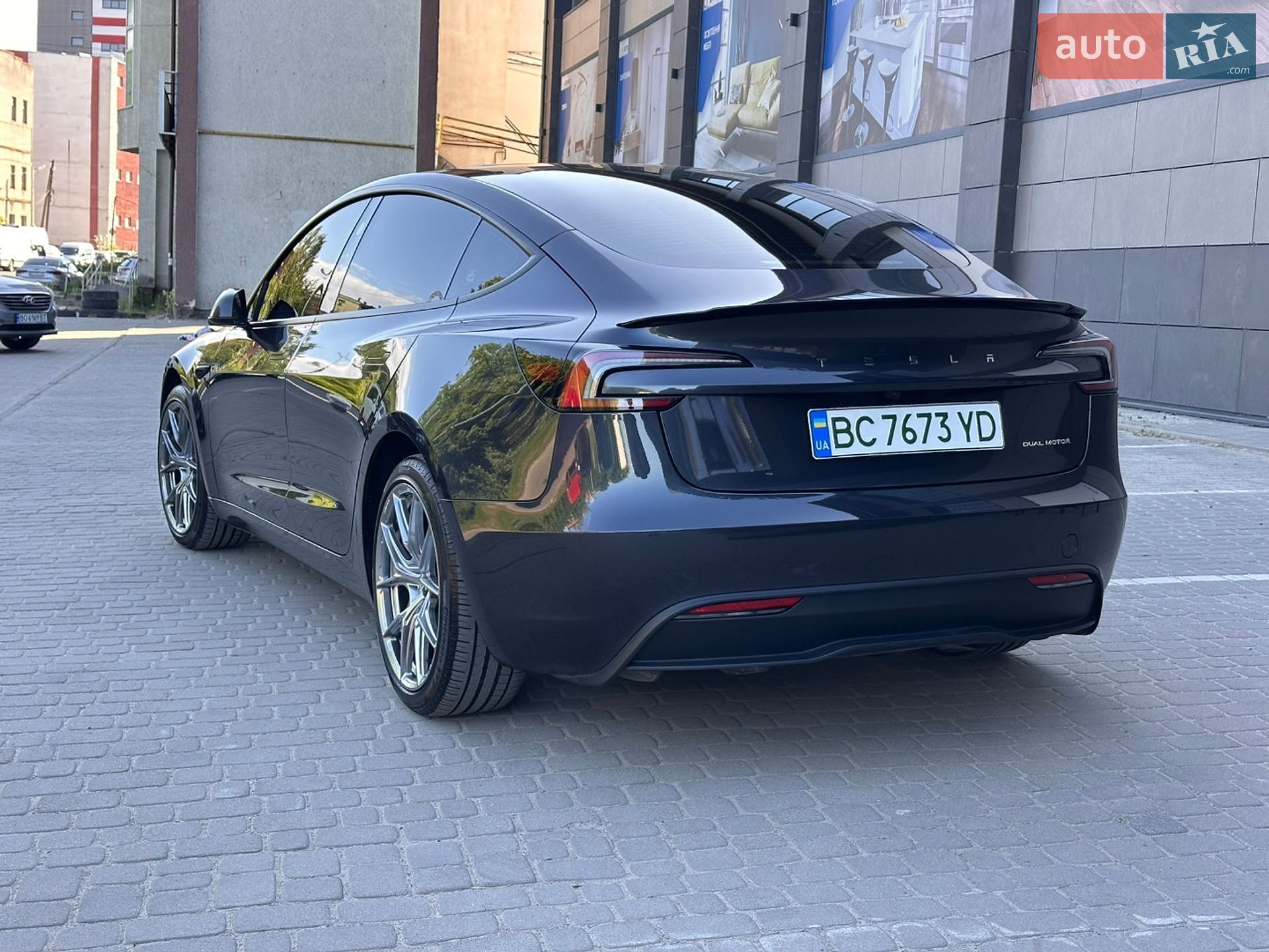 Tesla Model 3 2024 VIN 5YJ3E1EB0SF892253 фото оголошення 7 з 14