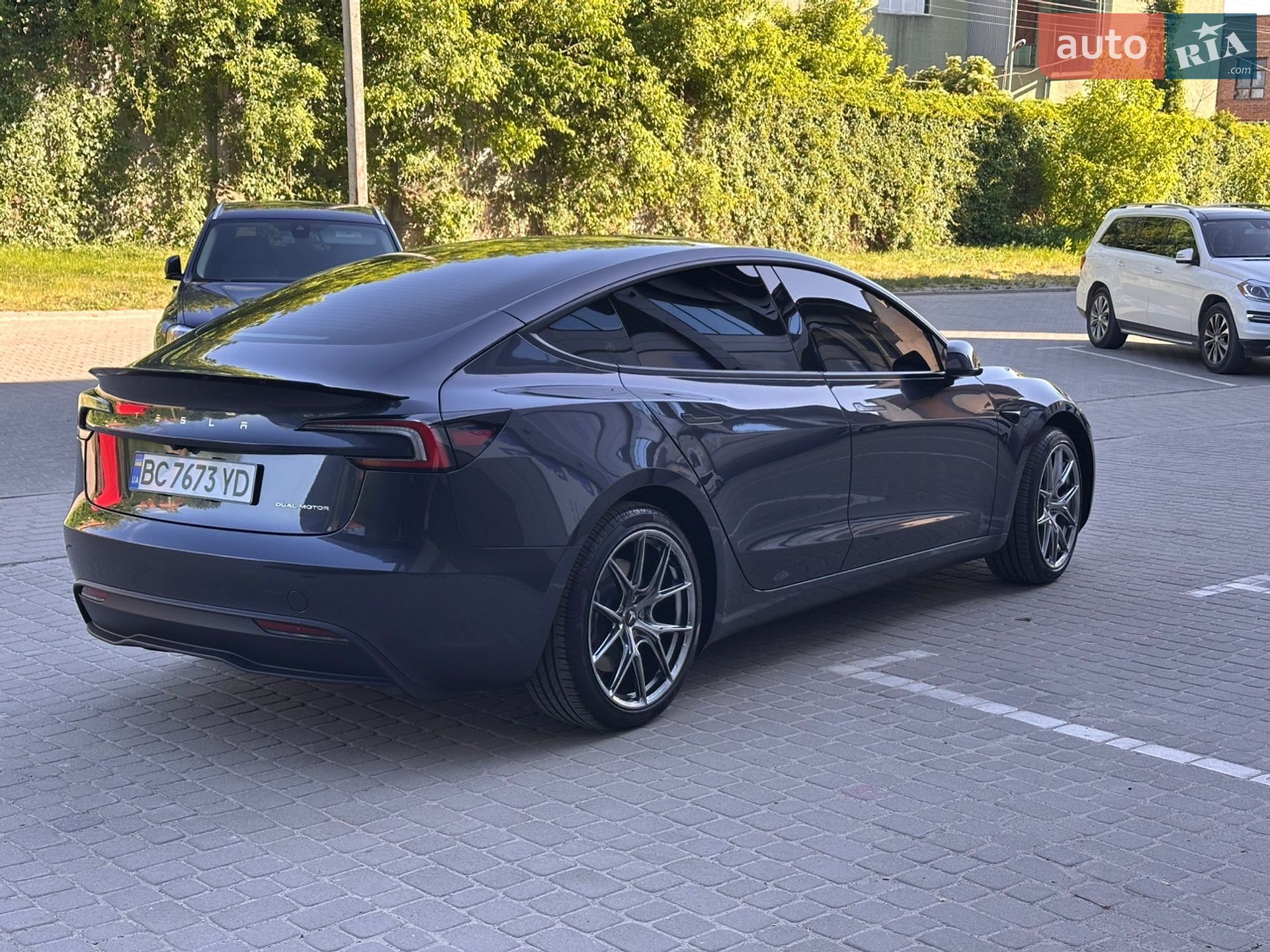 Tesla Model 3 2024 VIN 5YJ3E1EB0SF892253 фото оголошення 8 з 14