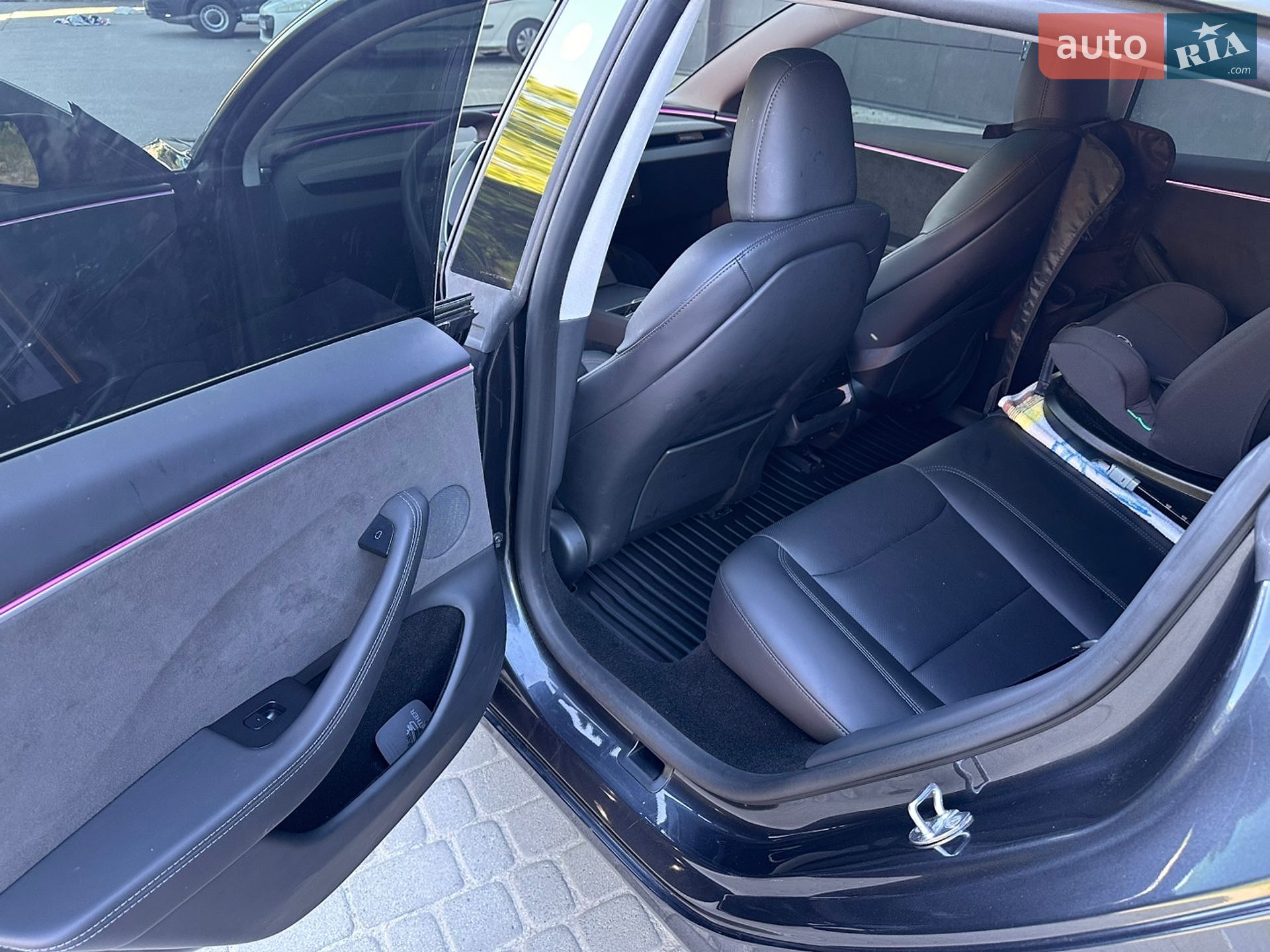 Tesla Model 3 2024 VIN 5YJ3E1EB0SF892253 фото оголошення 10 з 14