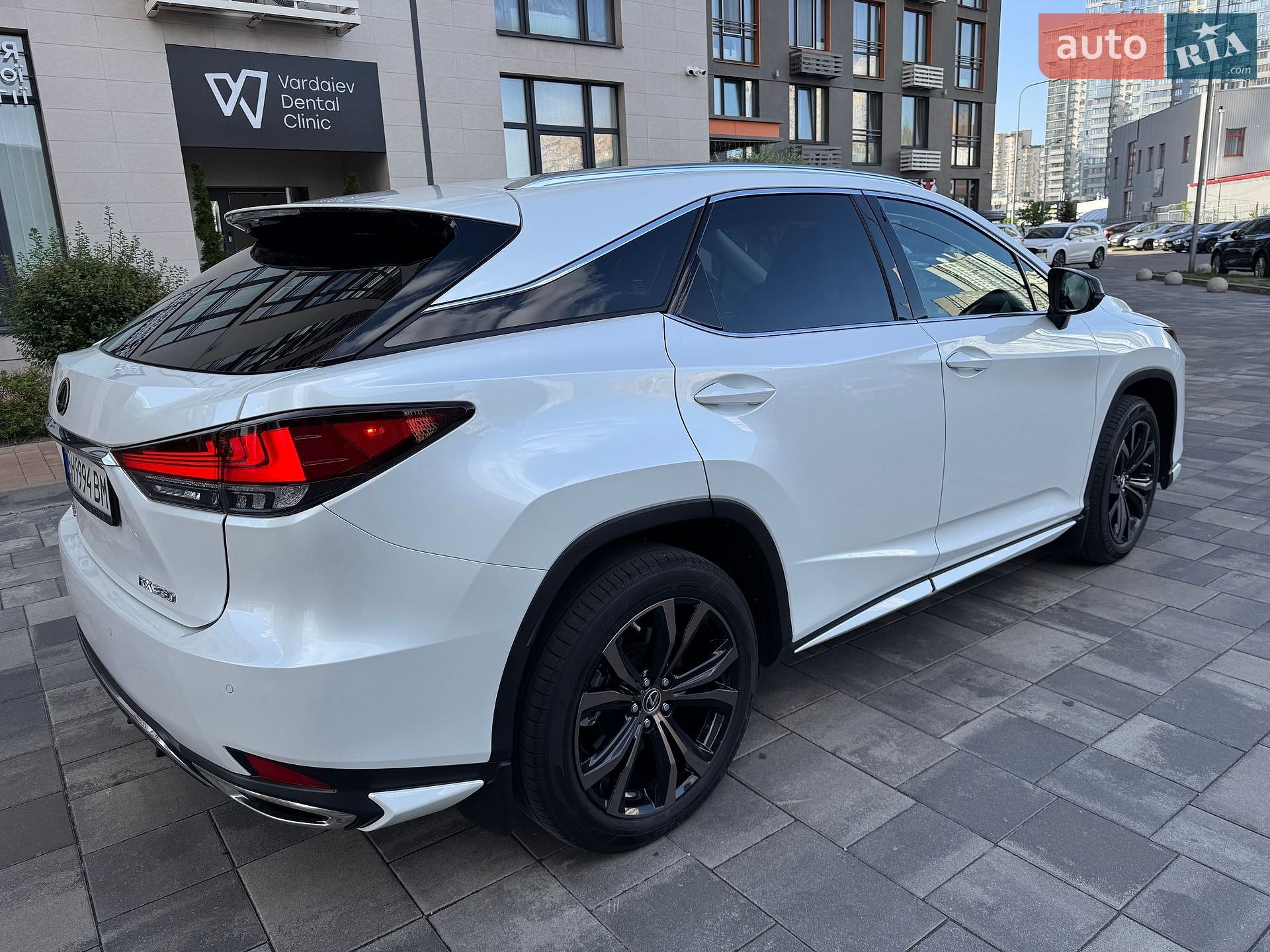 Lexus RX 2020 VIN JTJBZMCA302050063 фото оголошення 3 з 61