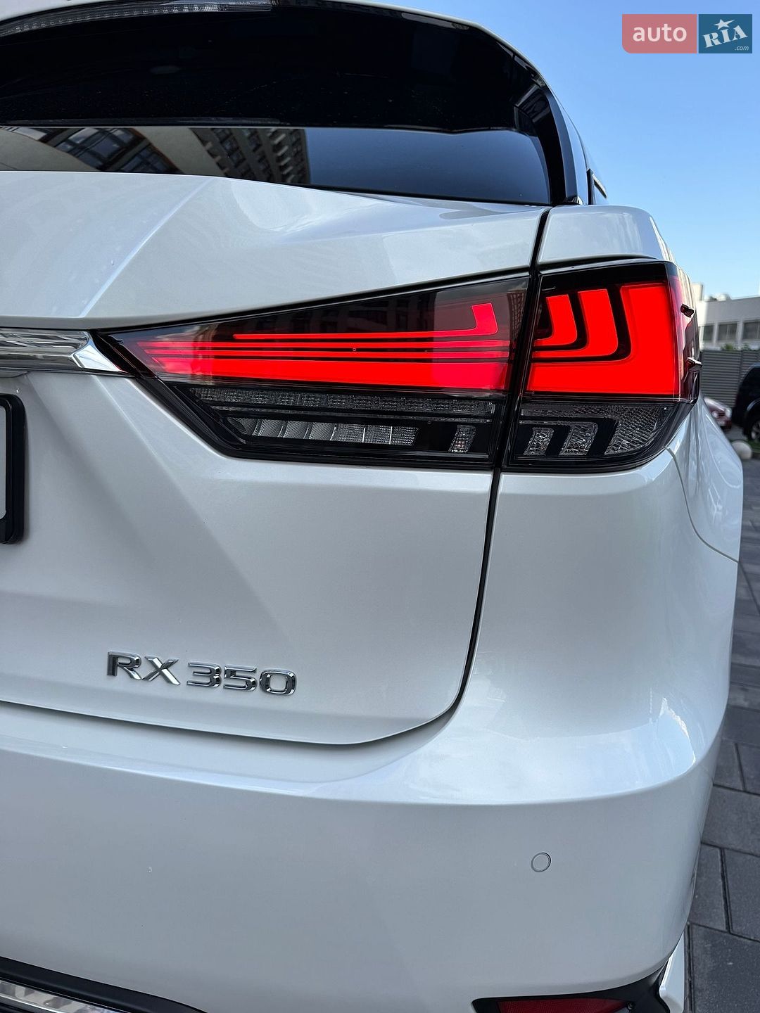 Lexus RX 2020 VIN JTJBZMCA302050063 фото оголошення 10 з 61