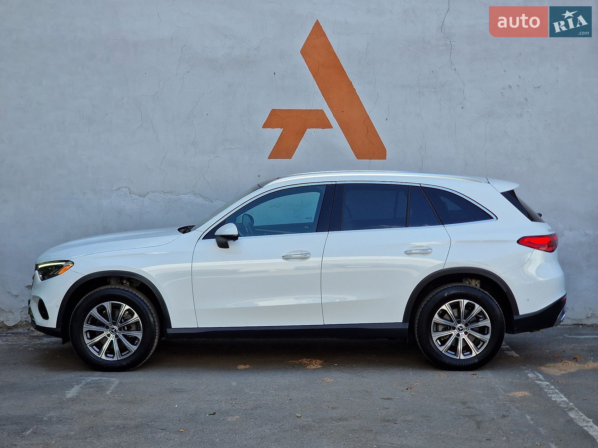 Mercedes-Benz GLC-Class 2024 VIN W1NKM4HB0SF282949 фото оголошення 22 з 85