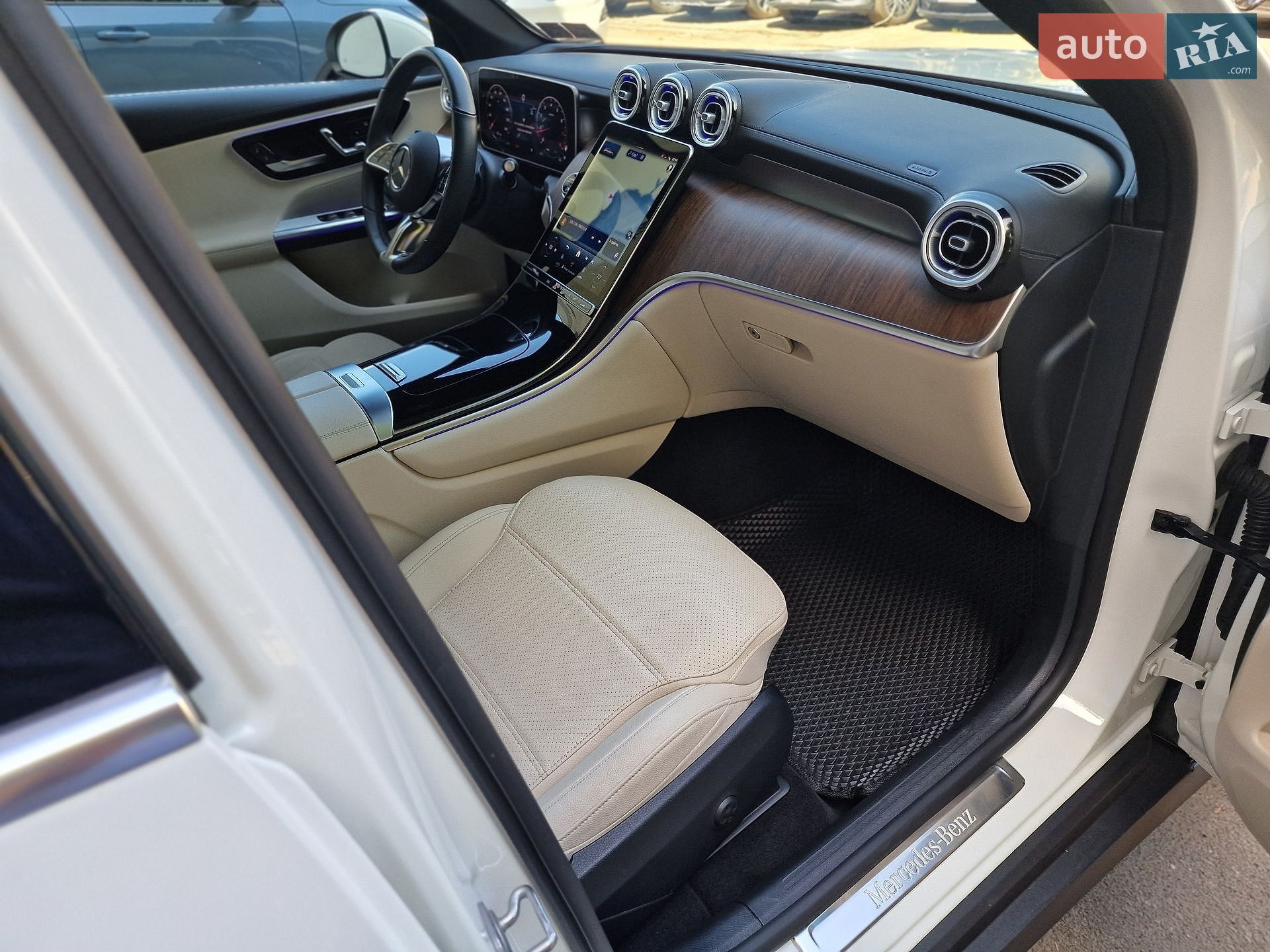Mercedes-Benz GLC-Class 2024 VIN W1NKM4HB0SF282949 фото оголошення 43 з 85