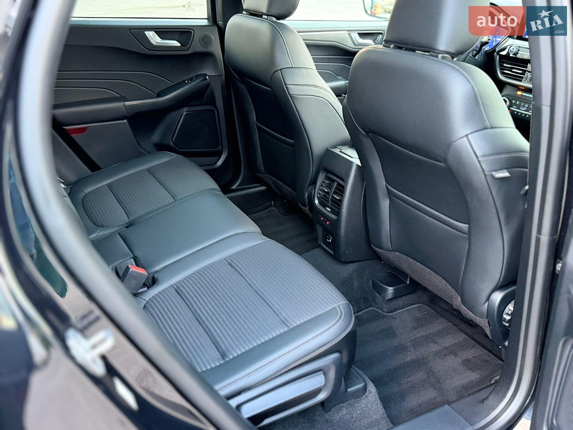 Ford Kuga 2022 VIN WF0FXXWPMFNL56548 фото оголошення 15 з 42