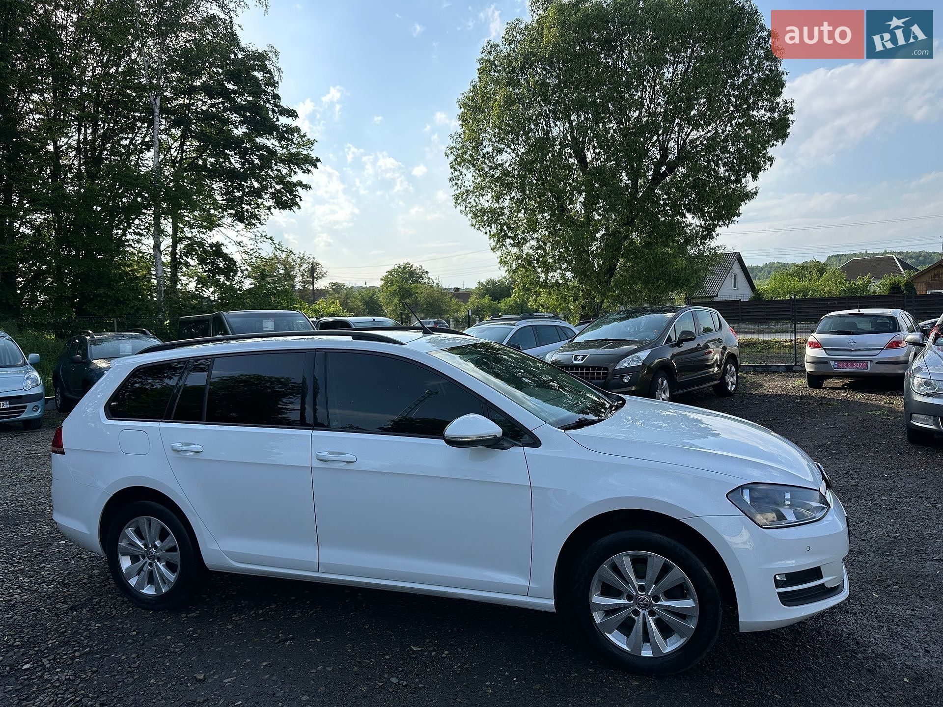 Volkswagen Golf 2016 VIN WVWZZZAUZGP557592 фото оголошення 21 з 29
