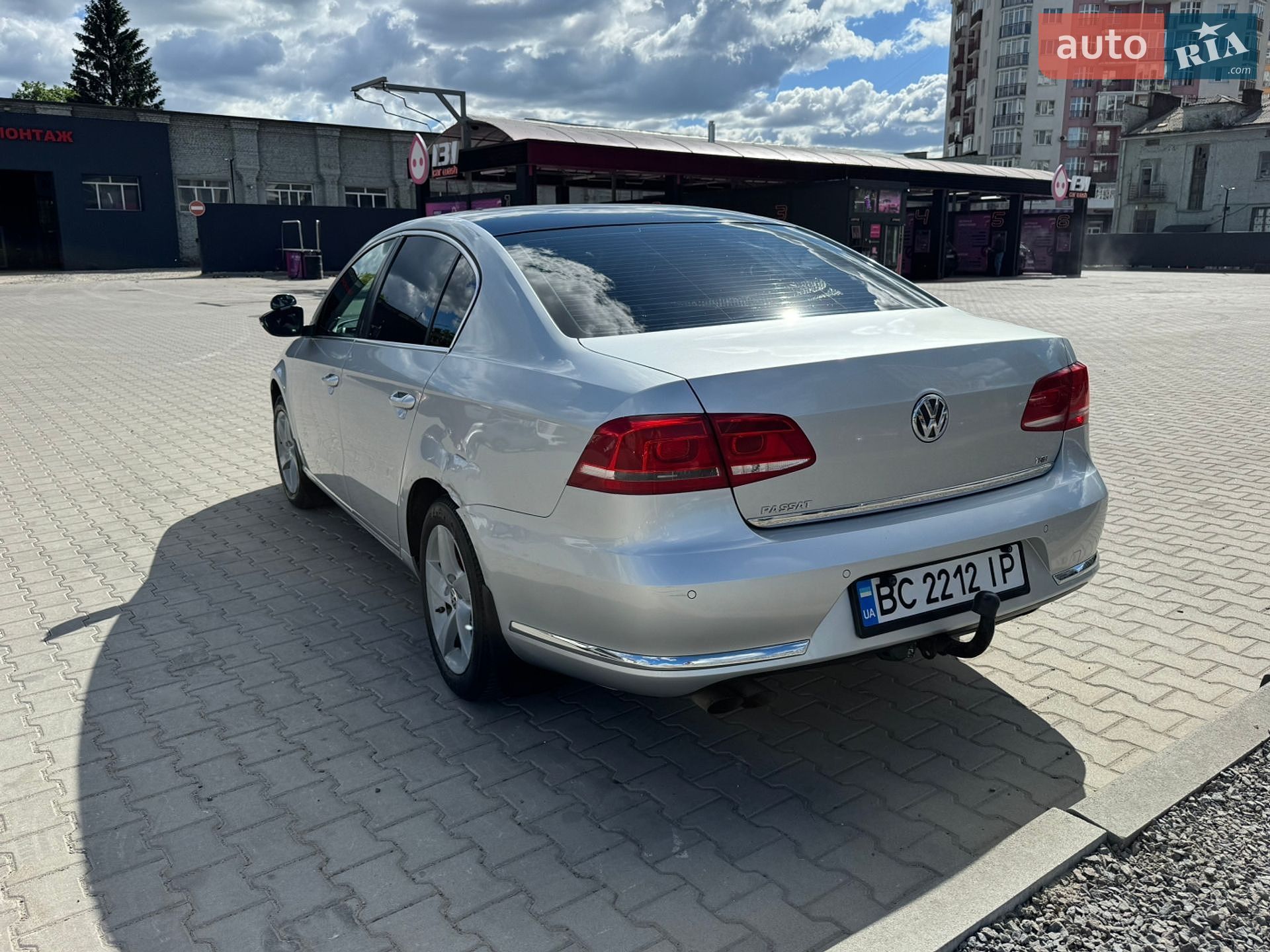 Volkswagen Passat 2011 VIN WVWZZZ3CZBP330919 фото оголошення 9 з 36