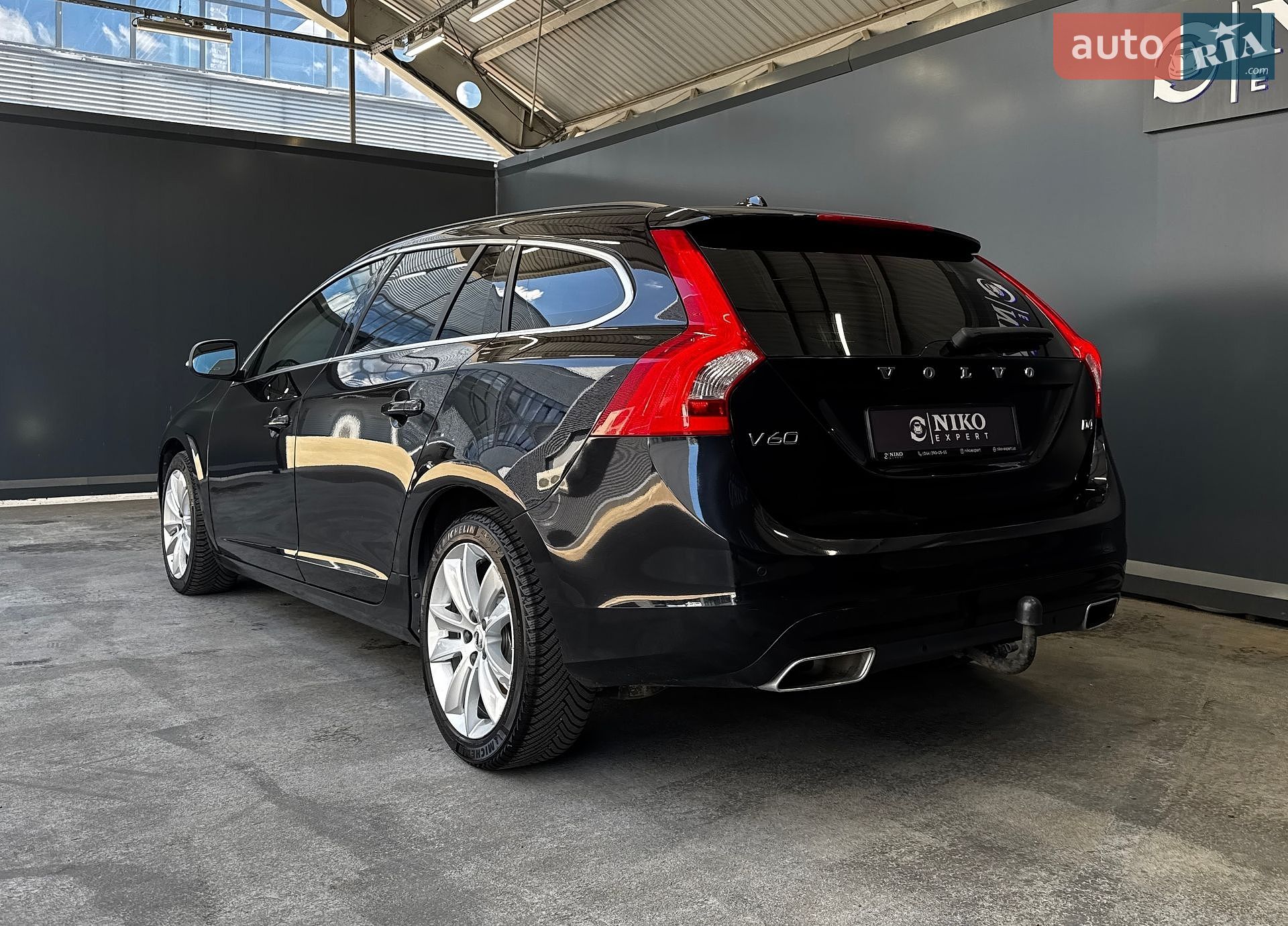 Volvo V60 2014 VIN YV1FW73CDF1254018 фото оголошення 11 з 40