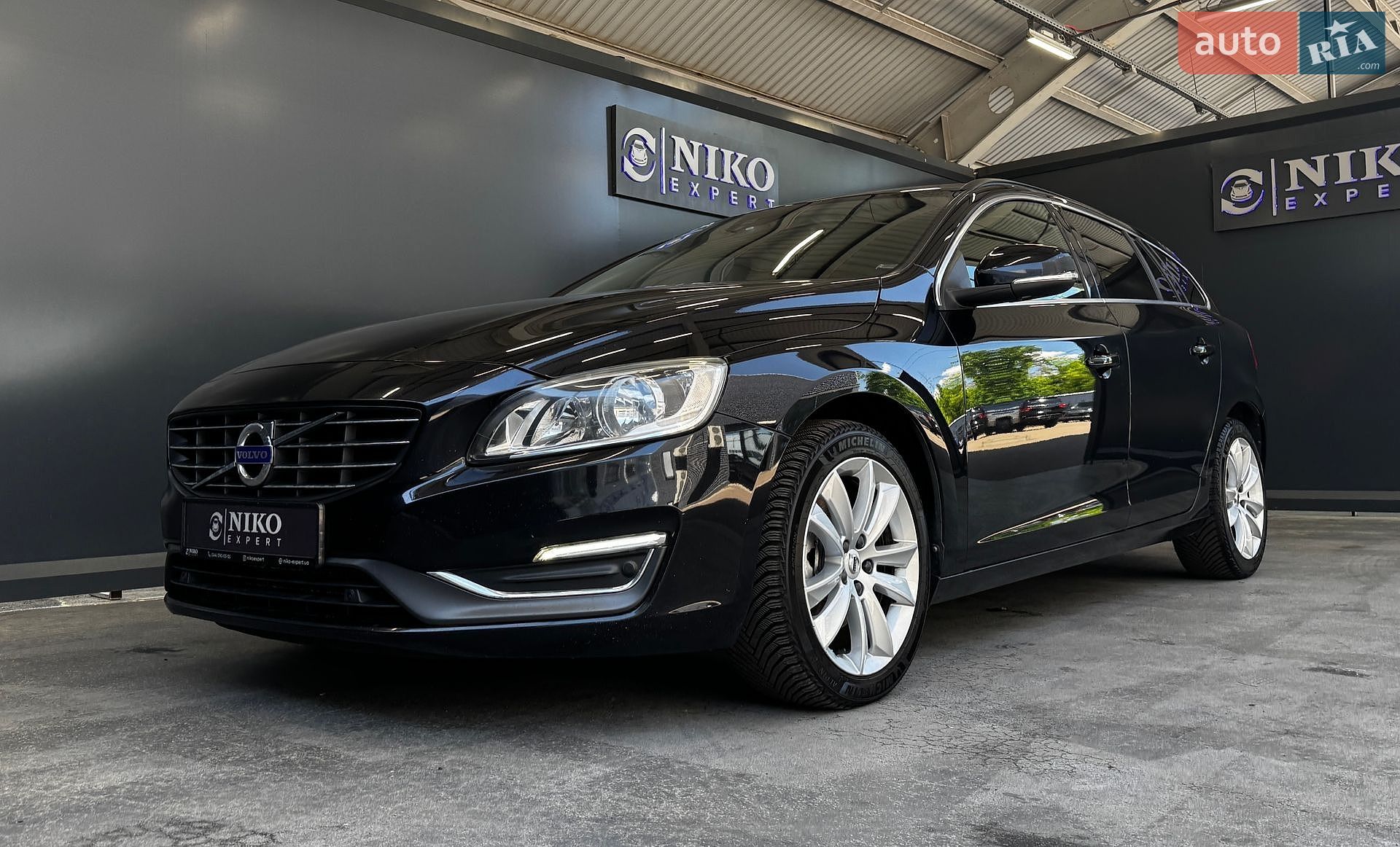Volvo V60 2014 VIN YV1FW73CDF1254018 фото оголошення 5 з 40