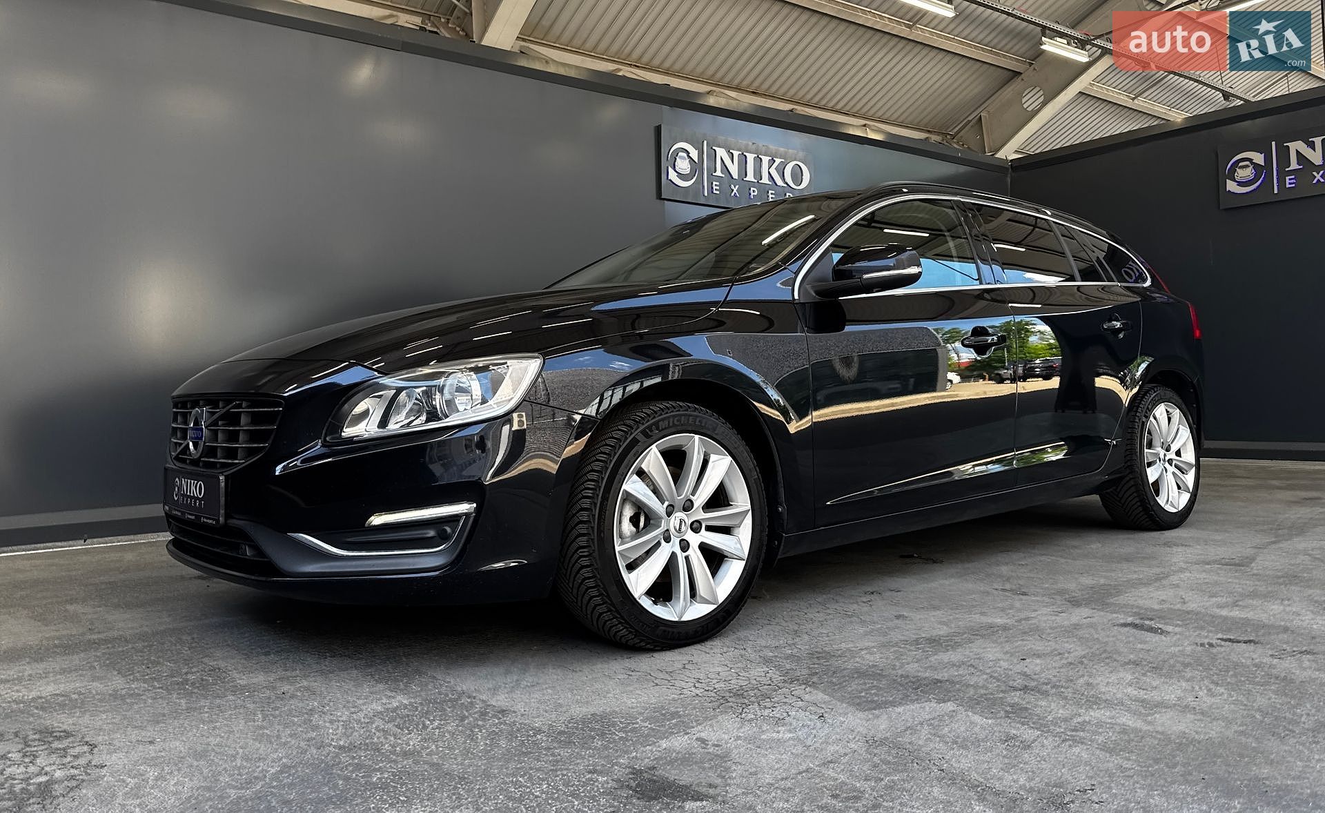 Volvo V60 2014 VIN YV1FW73CDF1254018 фото оголошення 7 з 40