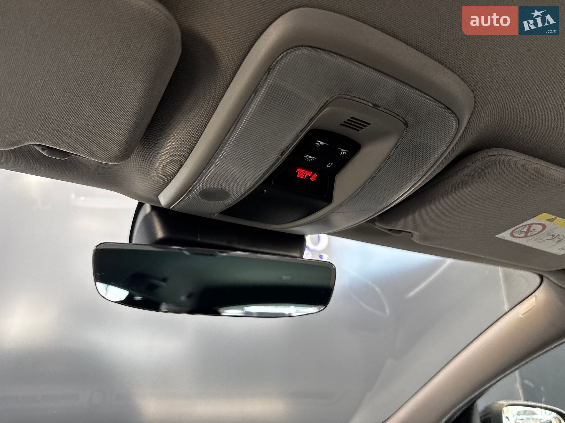 Volvo V60 2014 VIN YV1FW73CDF1254018 фото оголошення 33 з 40