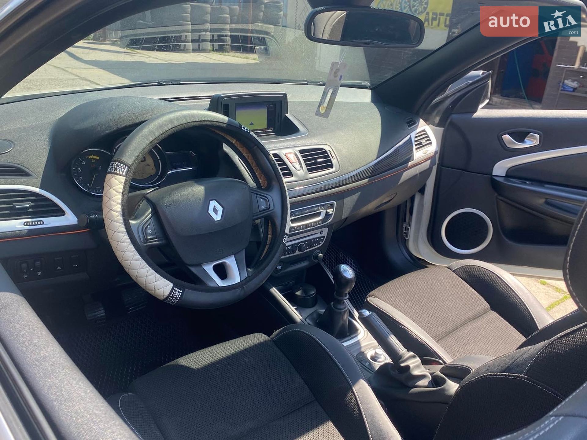 Renault Megane 2011 VIN VF1EZ1G0643878761 фото оголошення 5 з 9