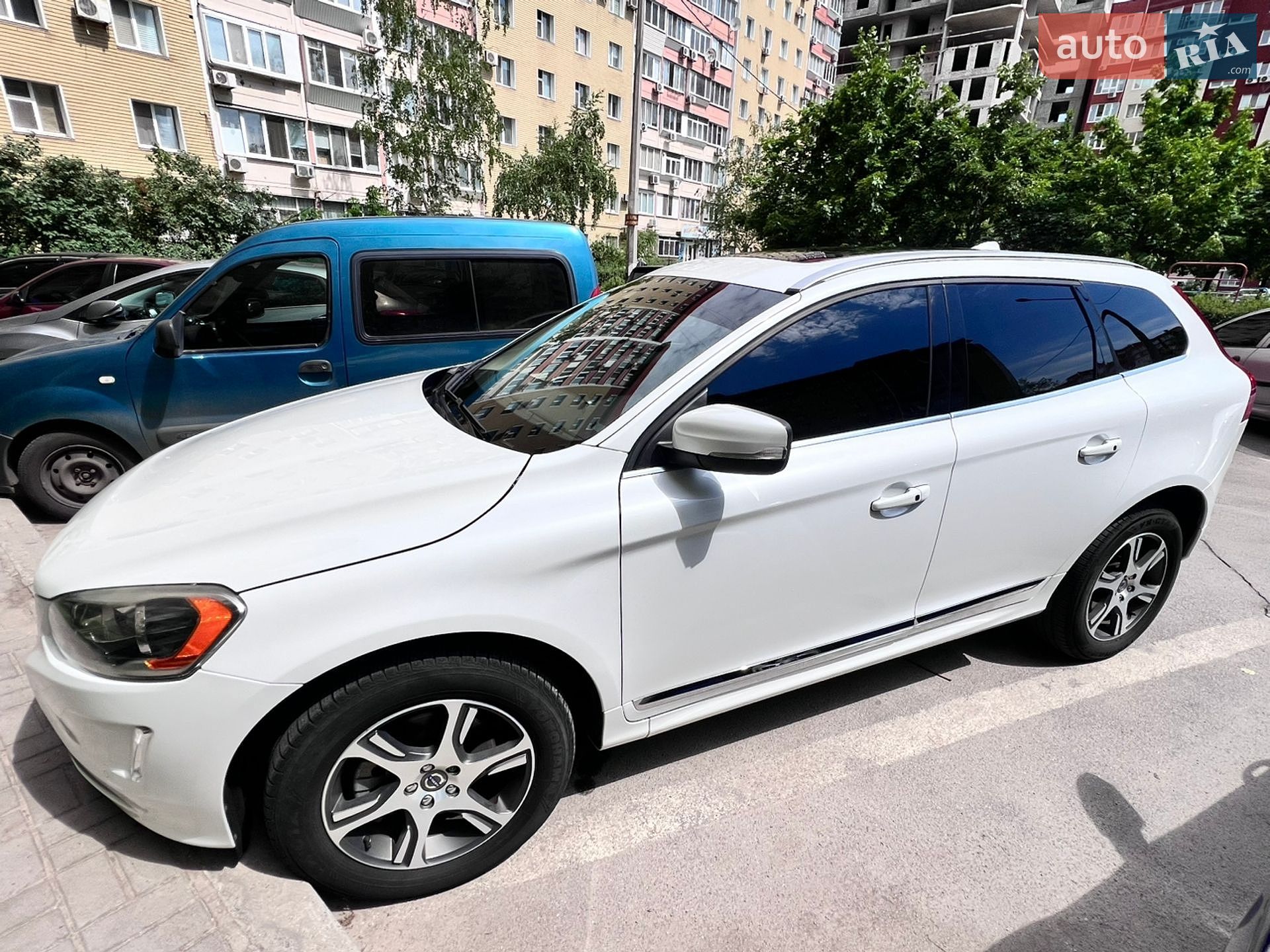 Volvo XC60 2014 VIN YV449MDK8F2704807 фото оголошення 3 з 16
