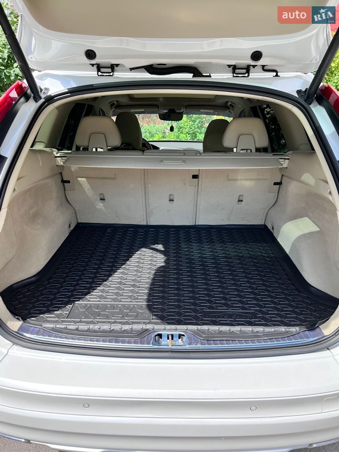 Volvo XC60 2014 VIN YV449MDK8F2704807 фото оголошення 9 з 16