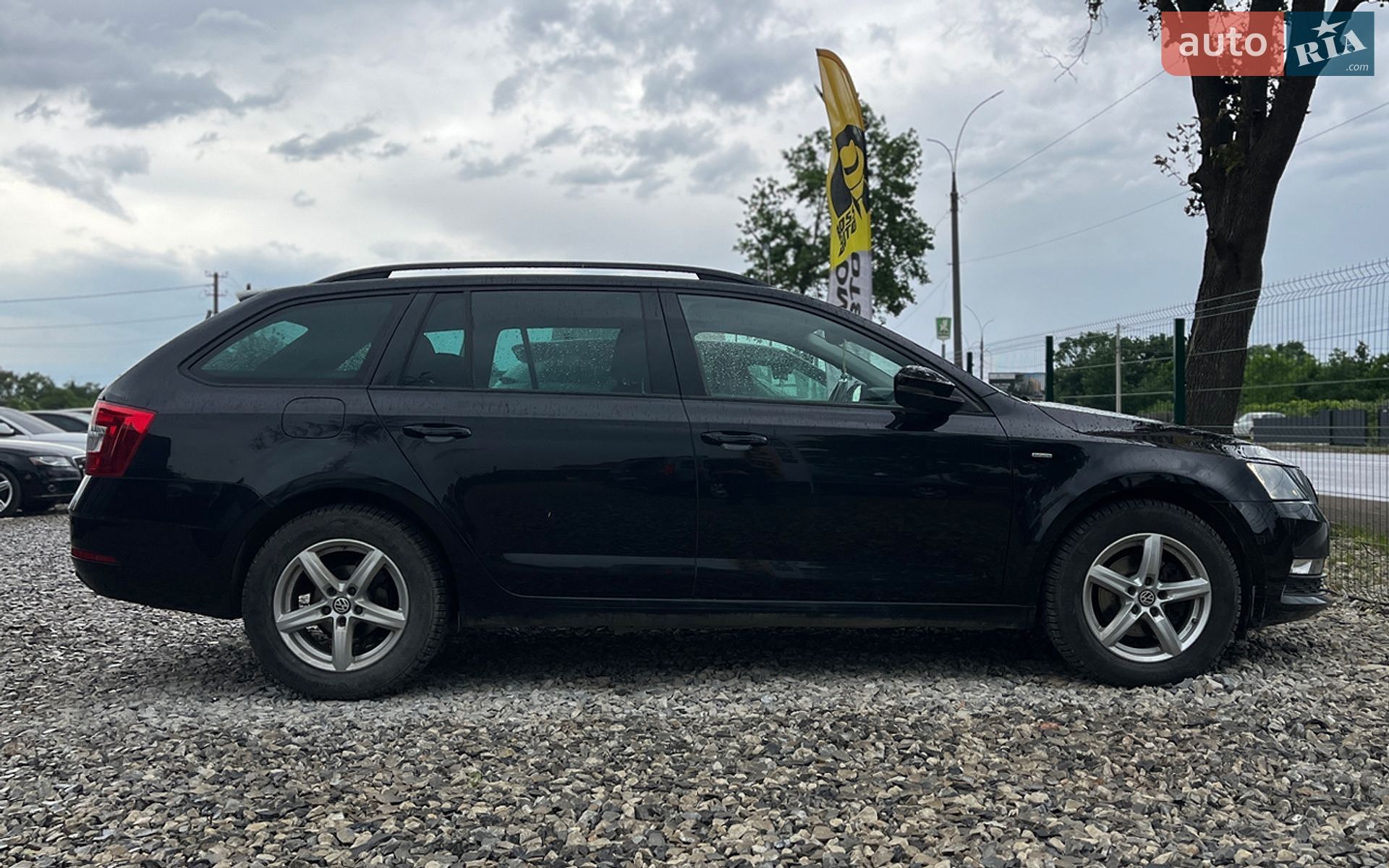 SKODA OCTAVIA 2018 VIN TMBJJ7NE1K0095119 фото оголошення 8 з 18
