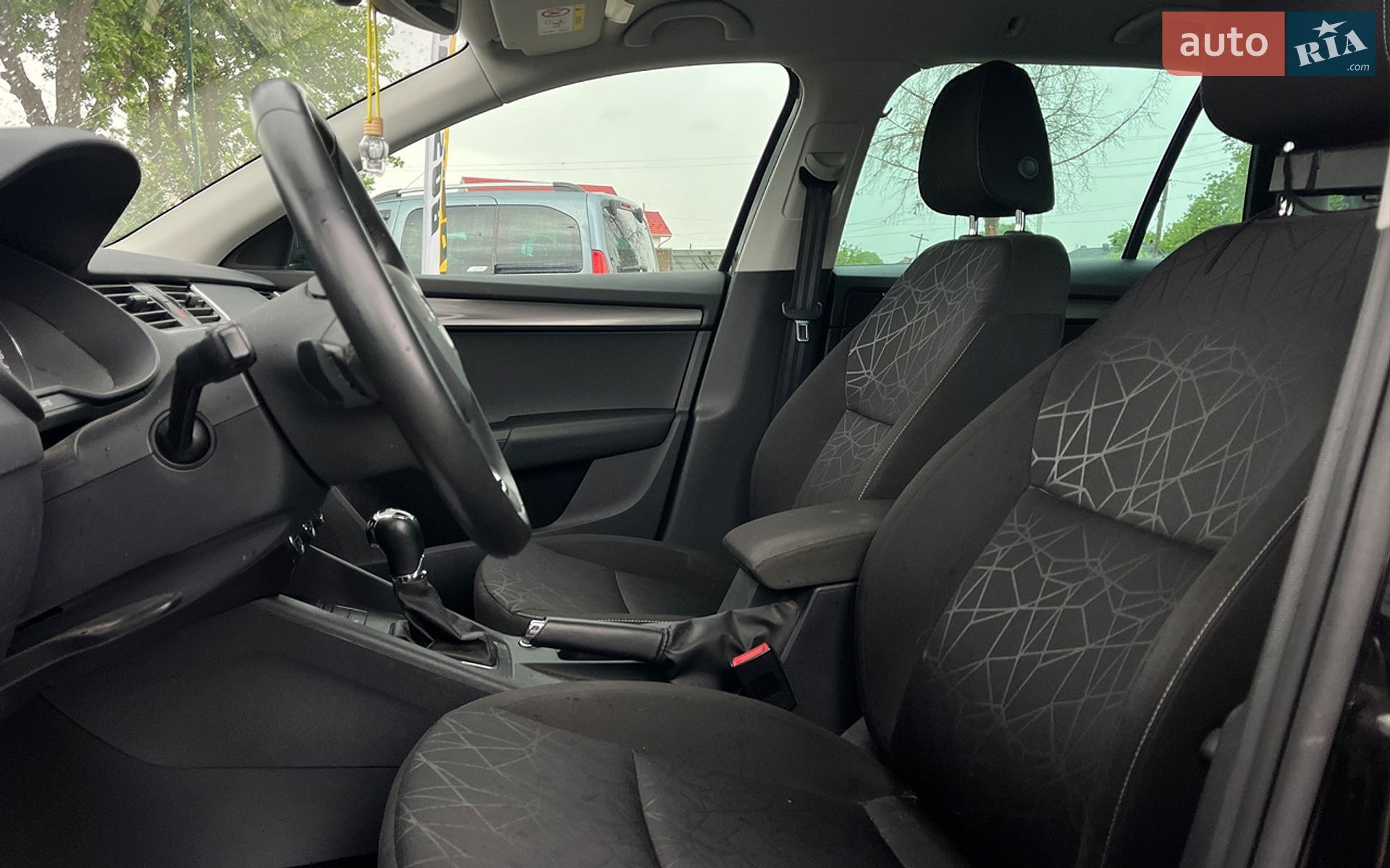 SKODA OCTAVIA 2018 VIN TMBJJ7NE1K0095119 фото оголошення 9 з 18