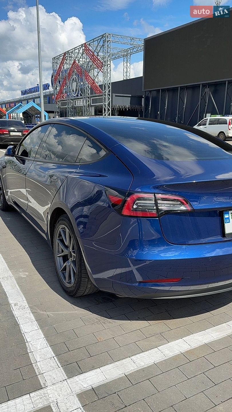 Tesla Model 3 2022 VIN 5YJ3E1EA4NF372200 фото оголошення 12 з 21