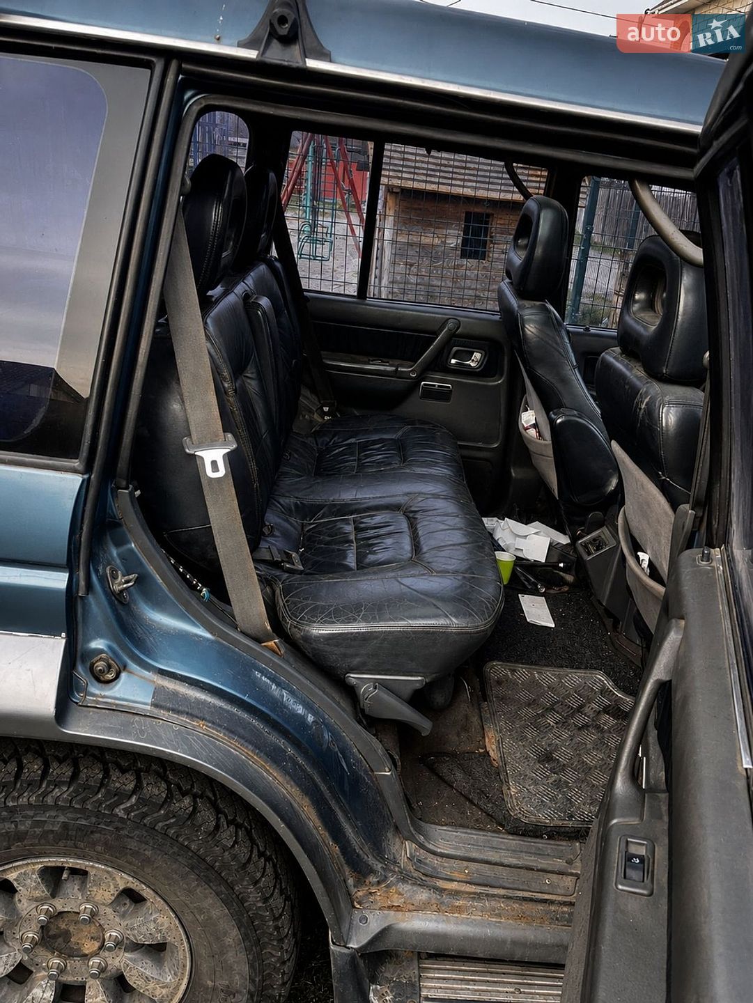 Mitsubishi Pajero 1995 VIN JMB0NV450SJ000906 фото оголошення 3 з 10