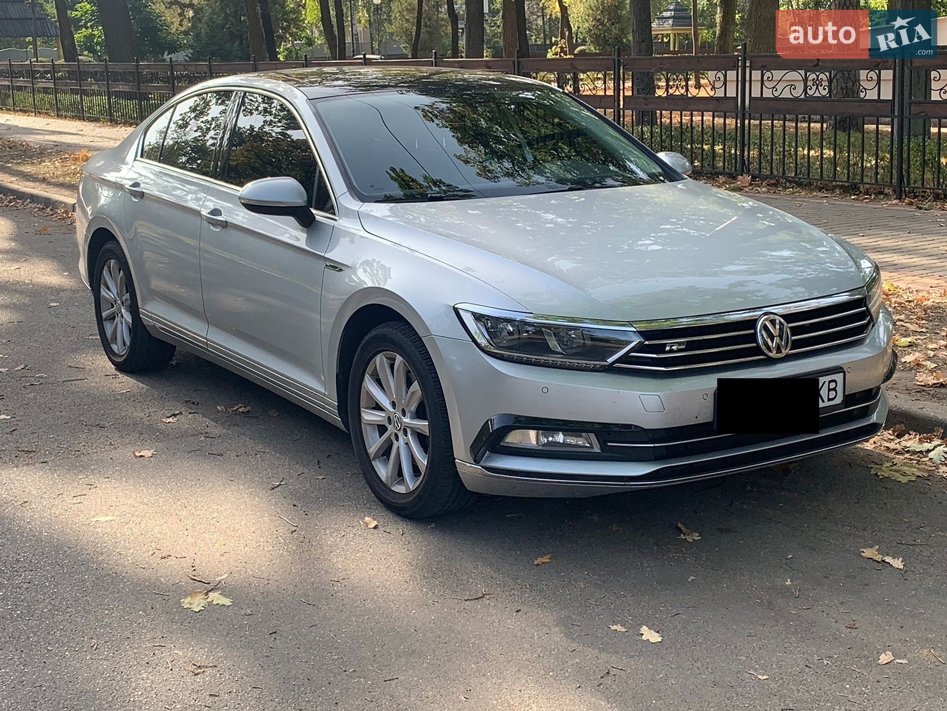 Volkswagen Passat 2017 VIN WVWZZZ3CZHE148585 фото оголошення 2 з 26