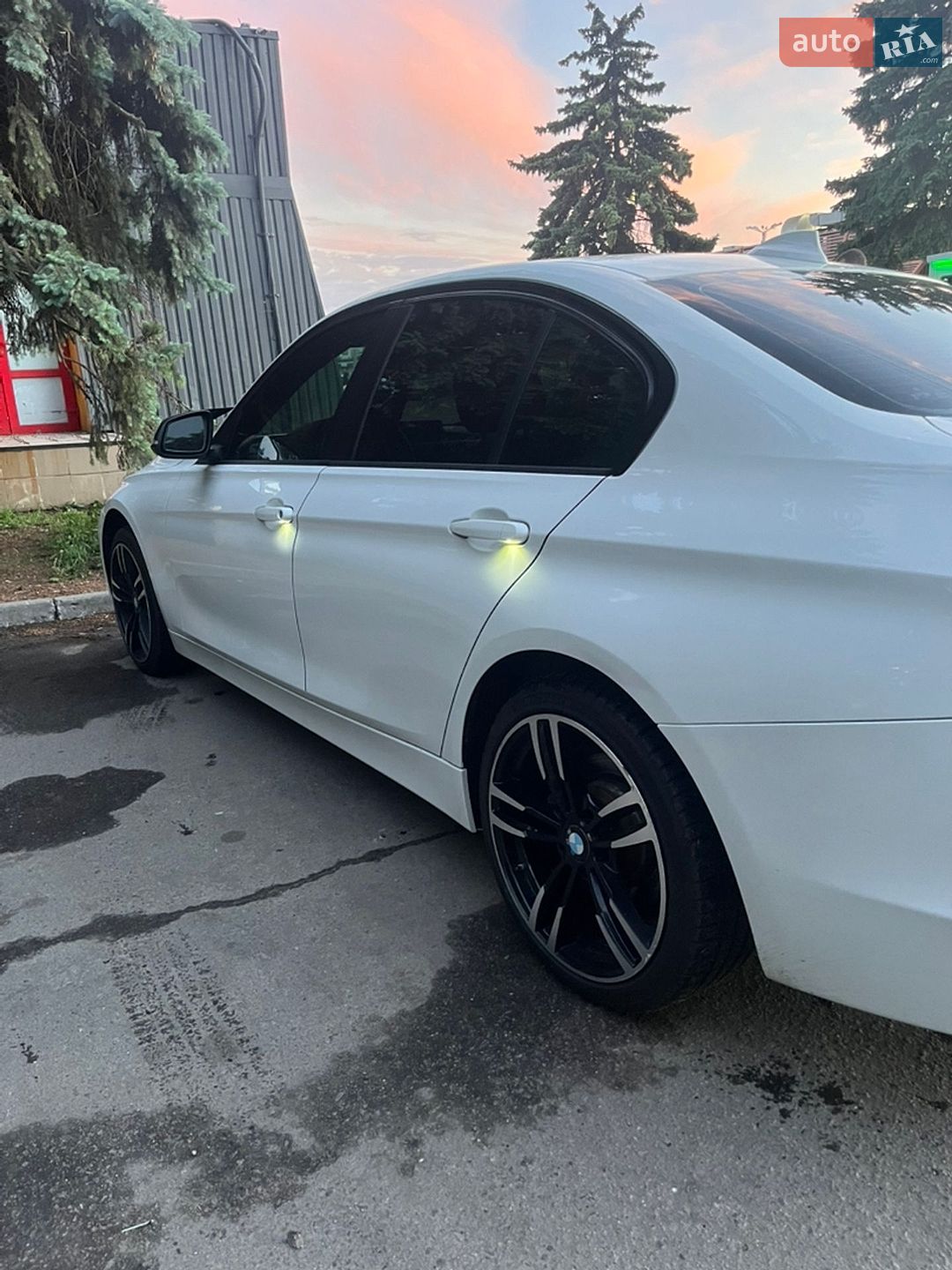 BMW 3 Series 2015 VIN WBA3A5G52FNS89819 фото оголошення 7 з 28