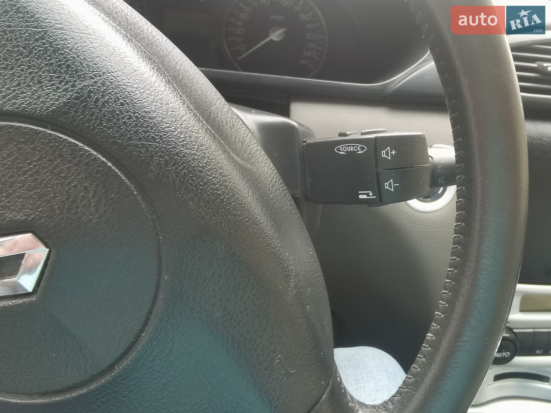 Renault Laguna 2002 VIN VF1KG0N0527213647 фото оголошення 5 з 27