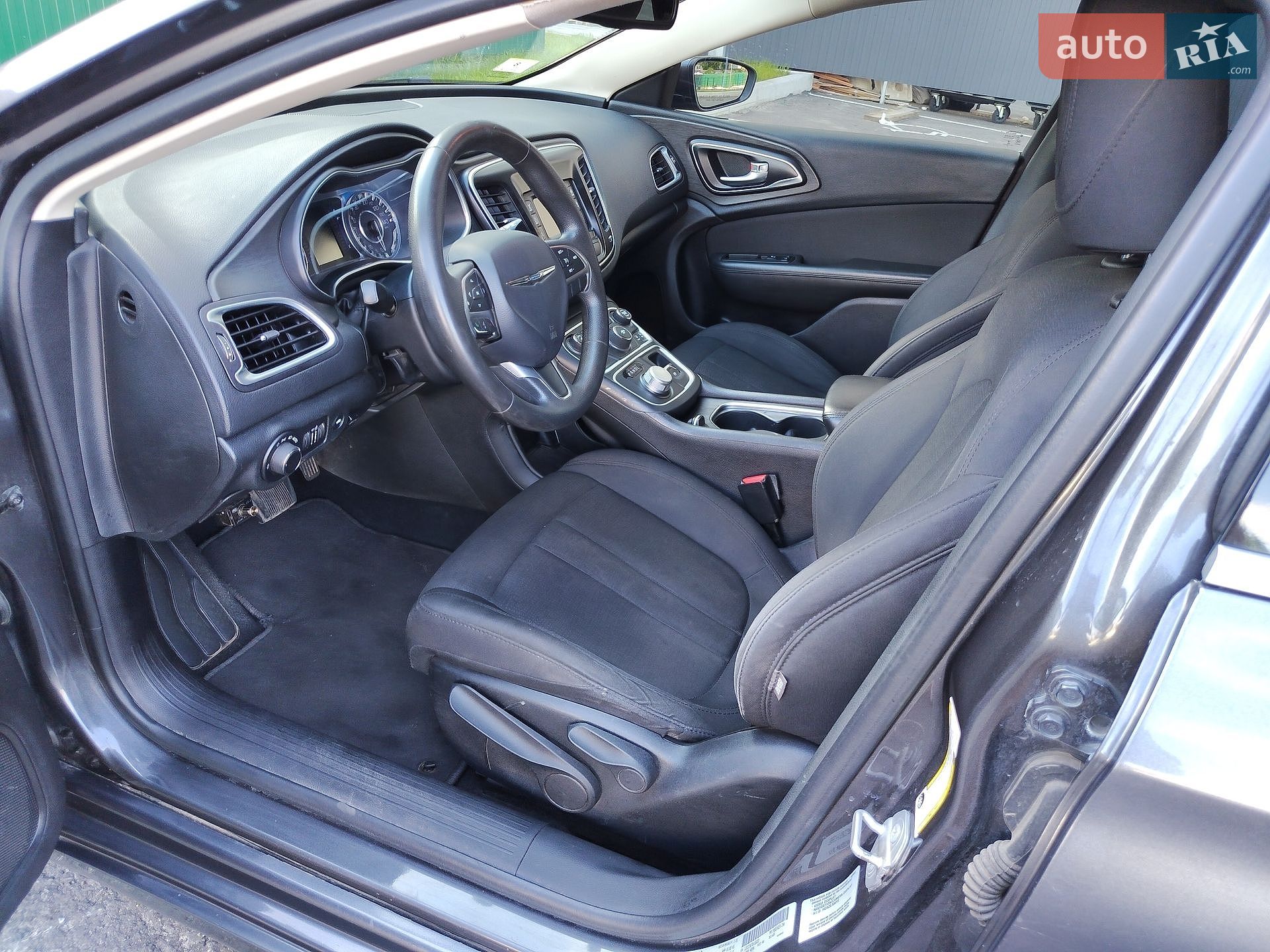 Chrysler 200 2016 VIN 1C3CCCAB7GN166653 фото оголошення 12 з 23