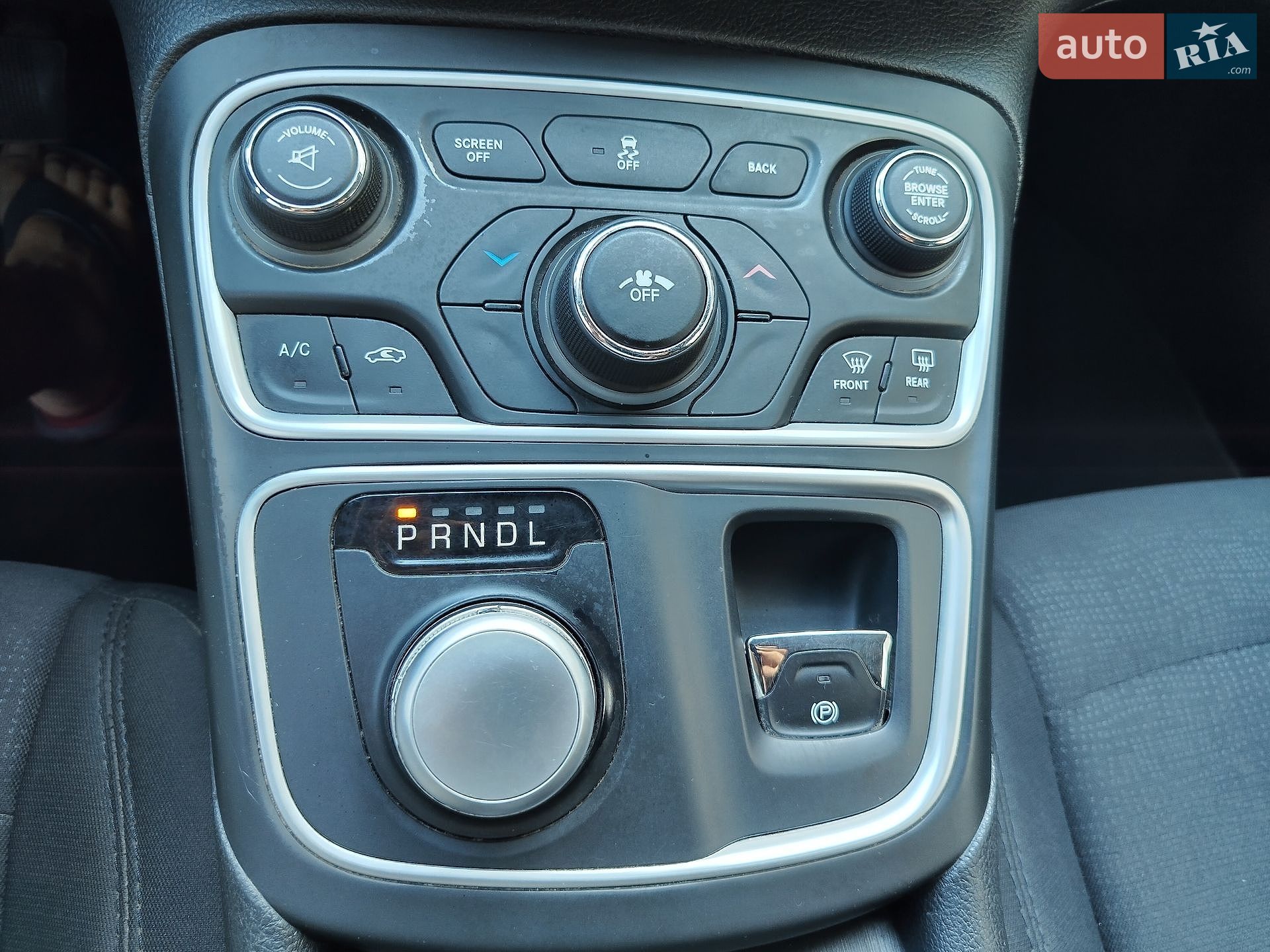 Chrysler 200 2016 VIN 1C3CCCAB7GN166653 фото оголошення 15 з 23