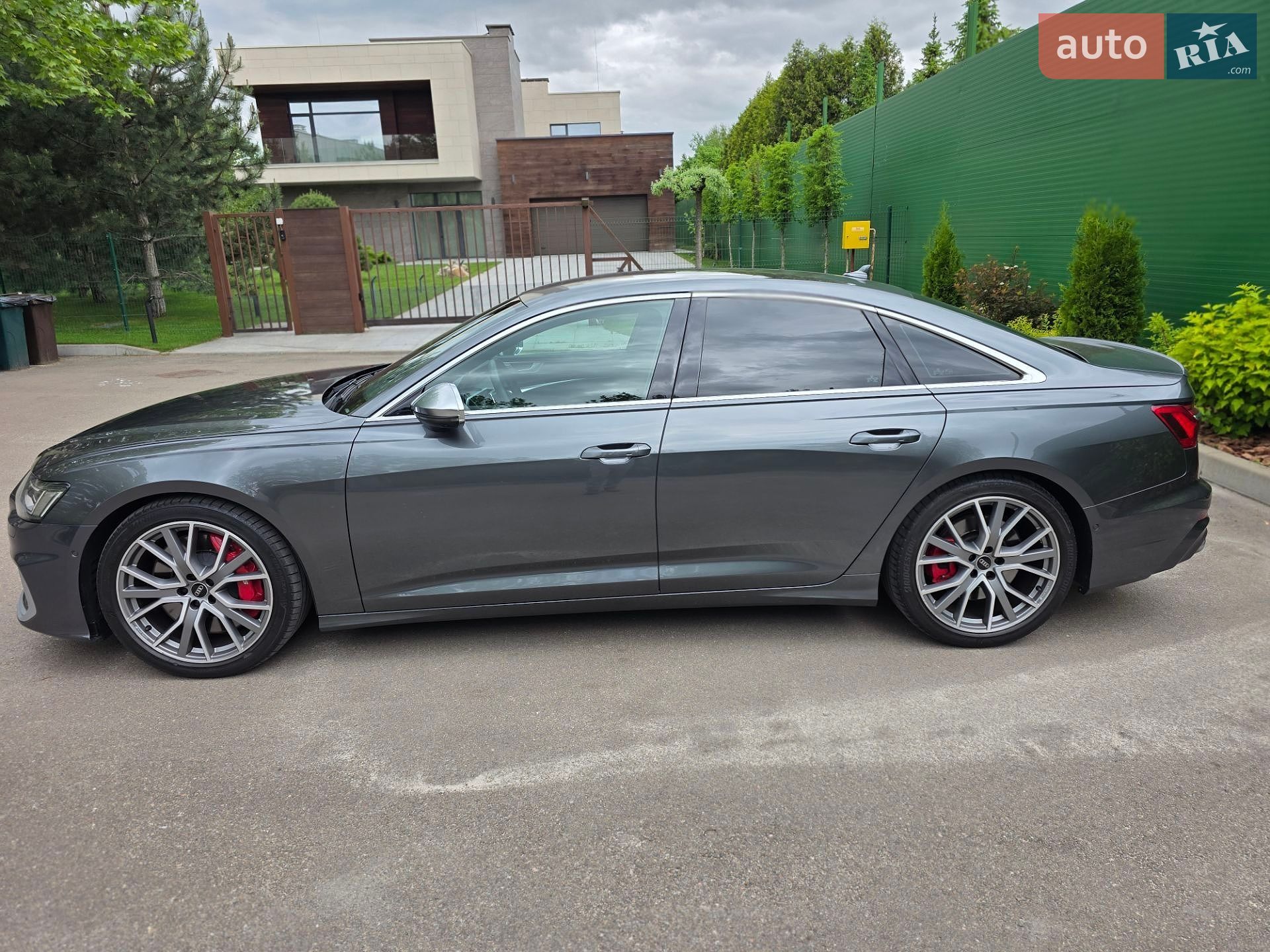 Audi S6 2020 VIN WAUZZZF22MN015082 фото оголошення 13 з 57